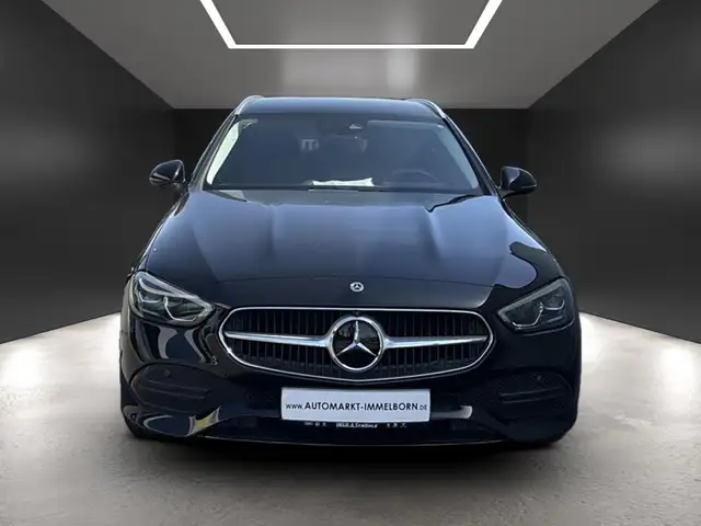 Mercedes-Benz C view 8