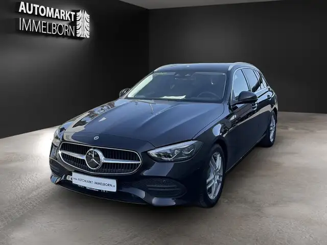 Mercedes-Benz C view 3