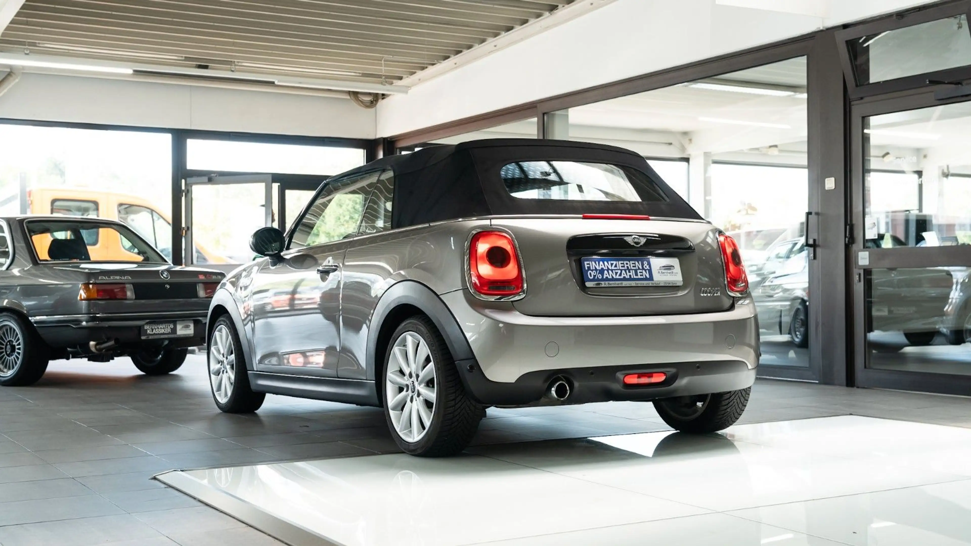 MINI Cooper Cabrio Leder Navi Tempomat Klima uvm. — photo 10