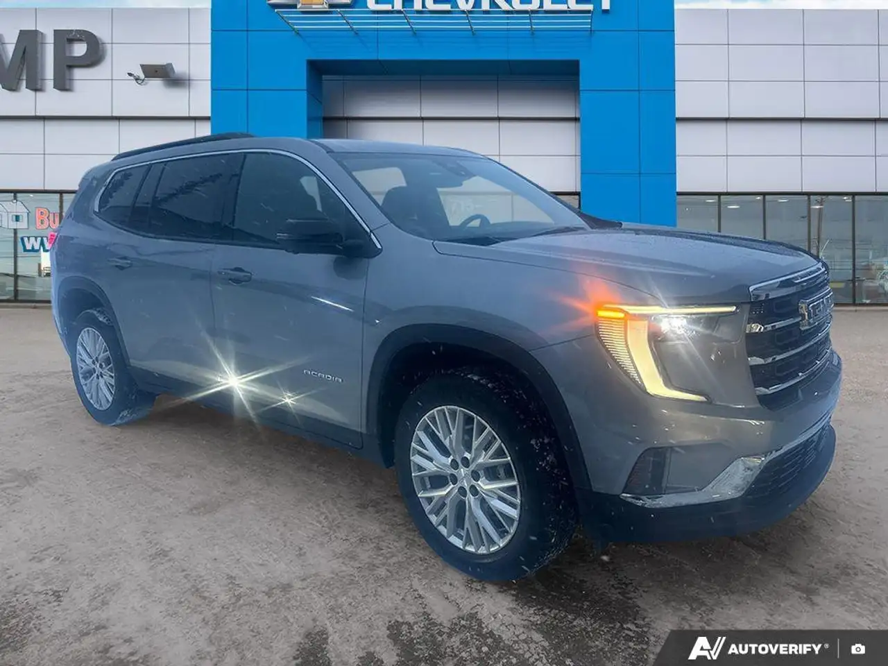GMC Acadia снимка GMC Acadia