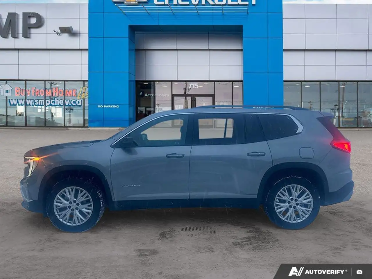GMC Acadia снимка GMC Acadia