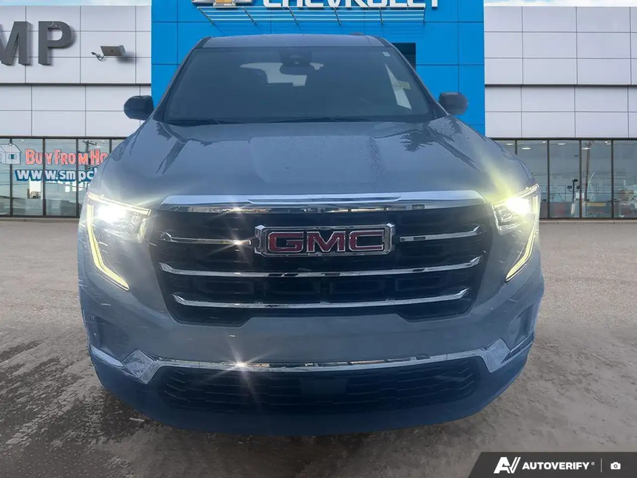 GMC Acadia снимка GMC Acadia