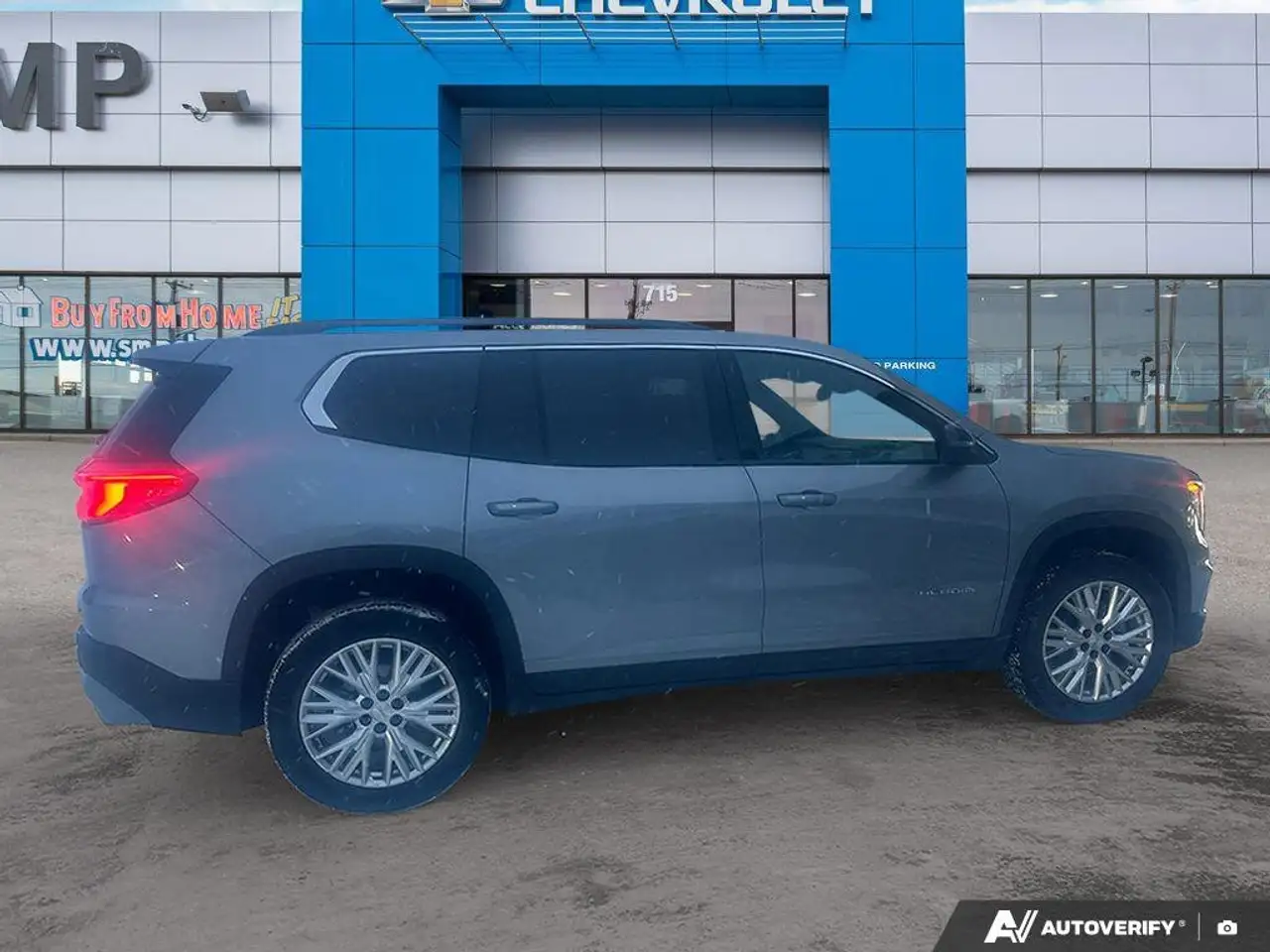 GMC Acadia снимка GMC Acadia