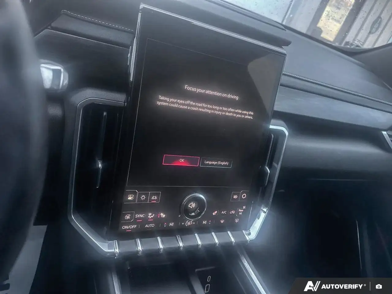 GMC Acadia снимка GMC Acadia