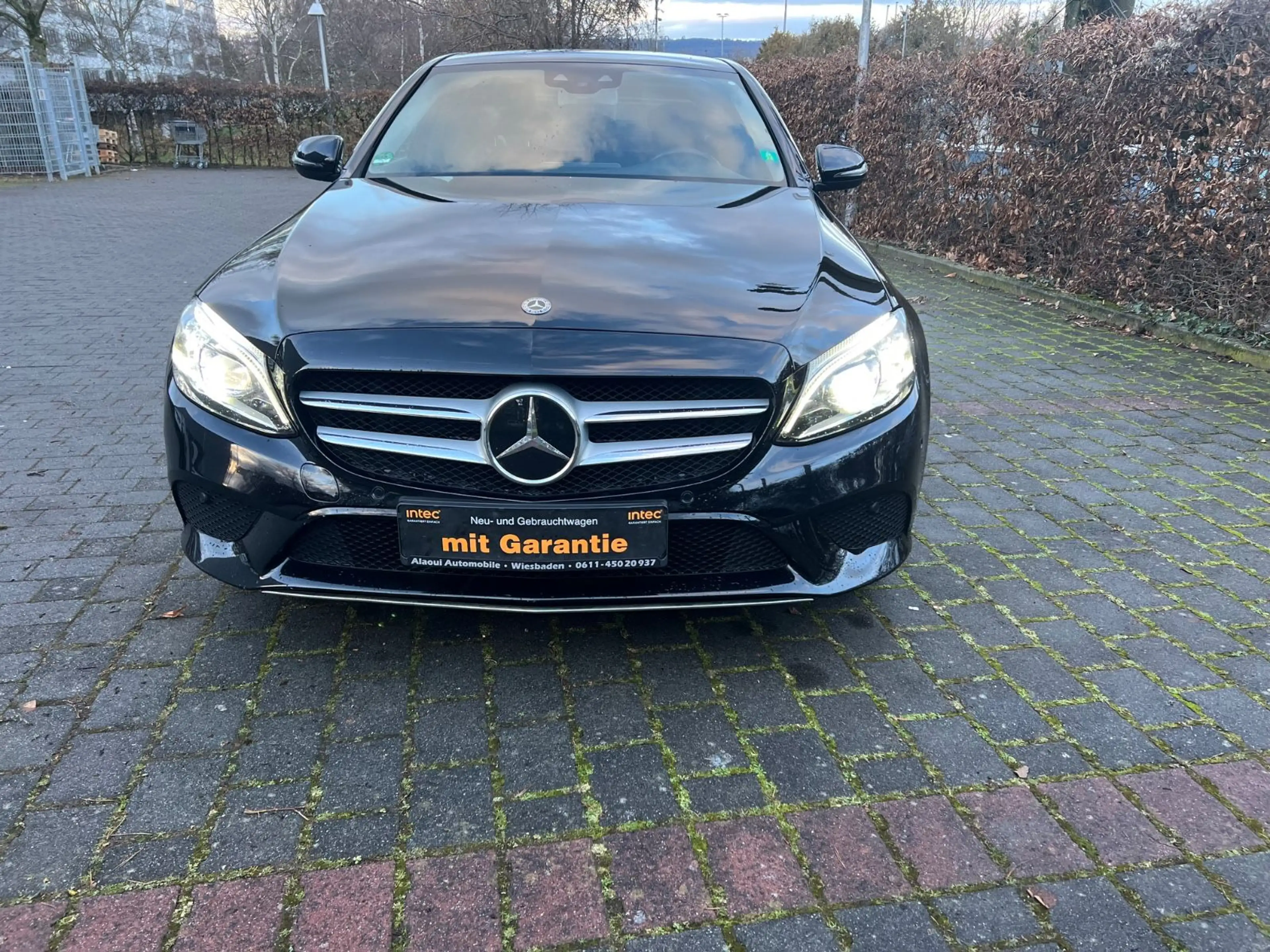 Mercedes-Benz C 200 d  Limousine ~1.Hand~Kamera~Navi~ — photo 9