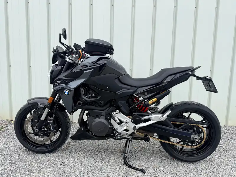 BMW F 900 R - foto 2