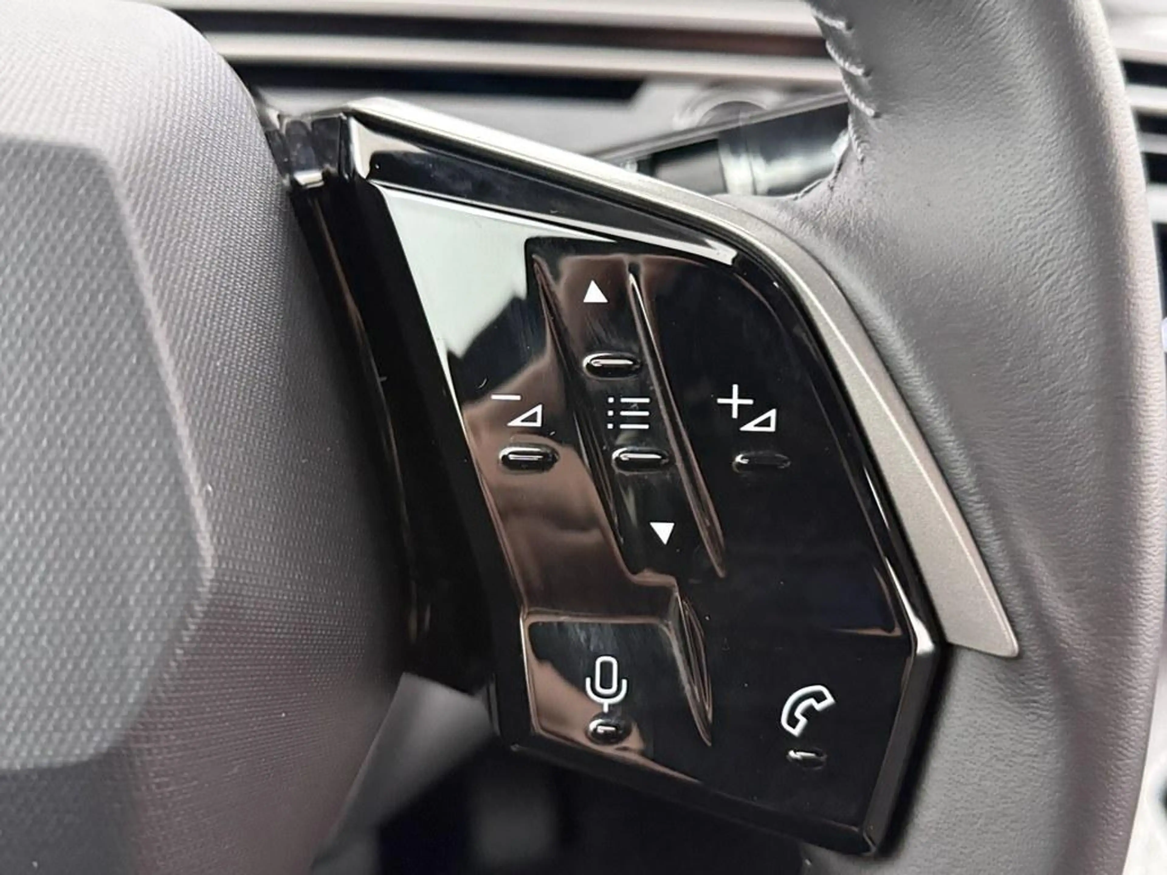 Peugeot 3008 1.6 plug-in Hybrid 195pk Allure SOH.99% Nav/Led/ S — photo 10
