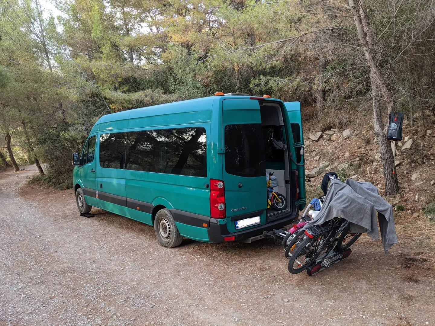 Volkswagen Crafter Camper 35 lang L3H2 Hochdach Verde - 2