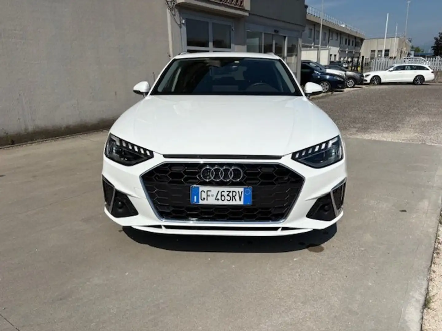 Audi A4 Avant 40 2.0 g-tron S Line edition 170cv s-tronic Blanc - 2