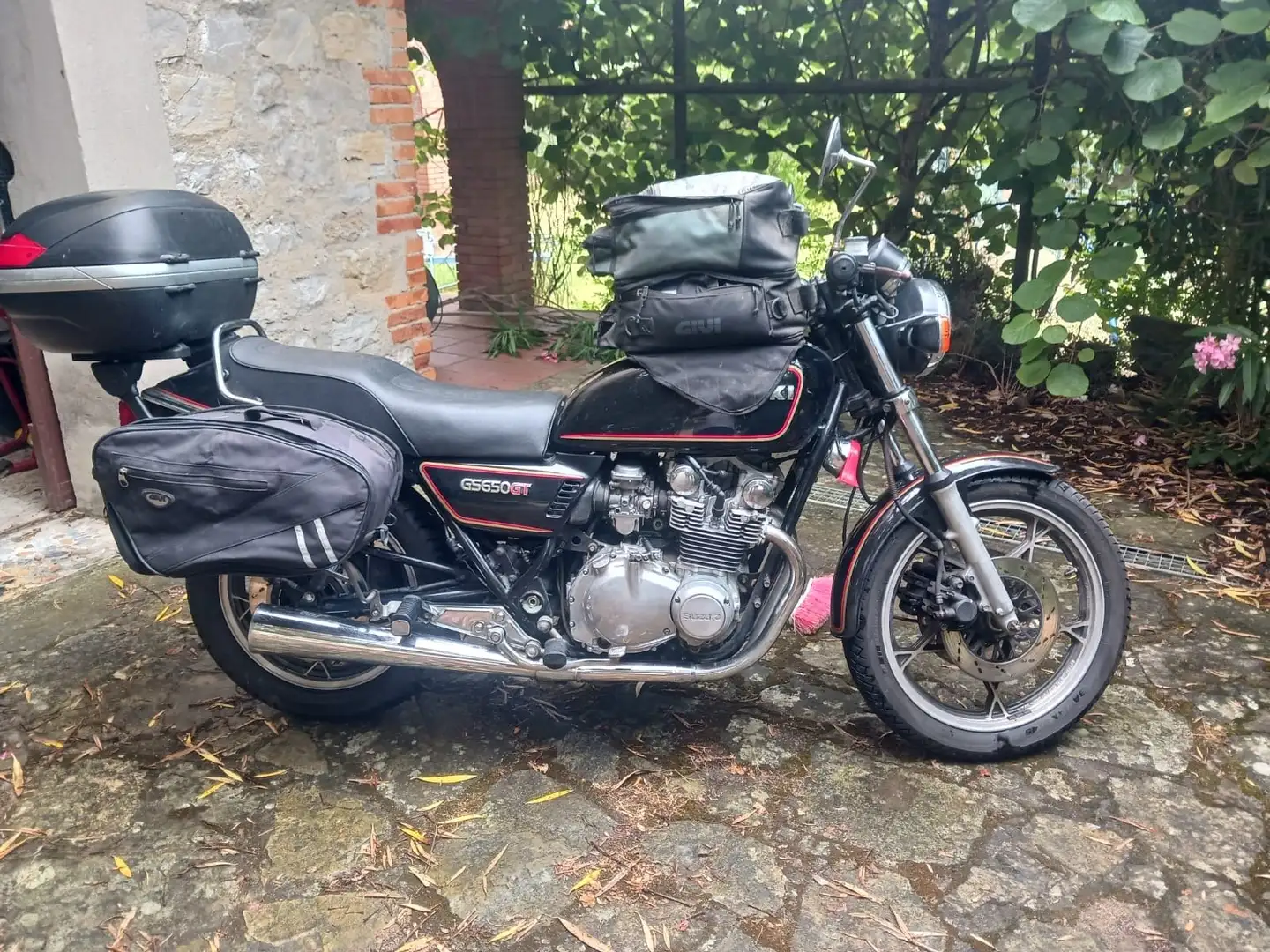 Suzuki GS 650 GT Noir - 1