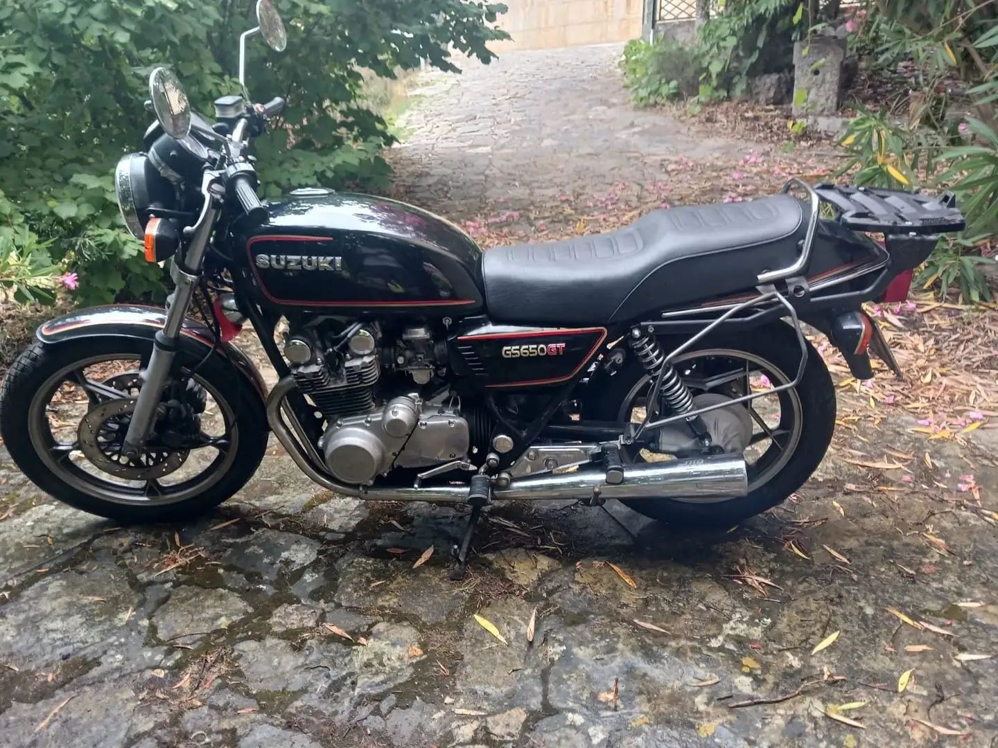 Suzuki GS 650 GT Noir - 2
