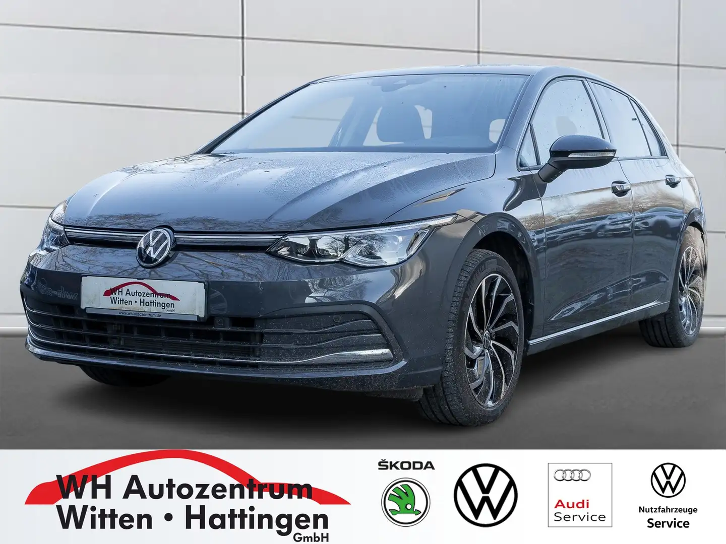 Volkswagen Golf VIII 1.5 eTSI DSG Active NAVI LED-MATRIX AHK HE... Grau - 1