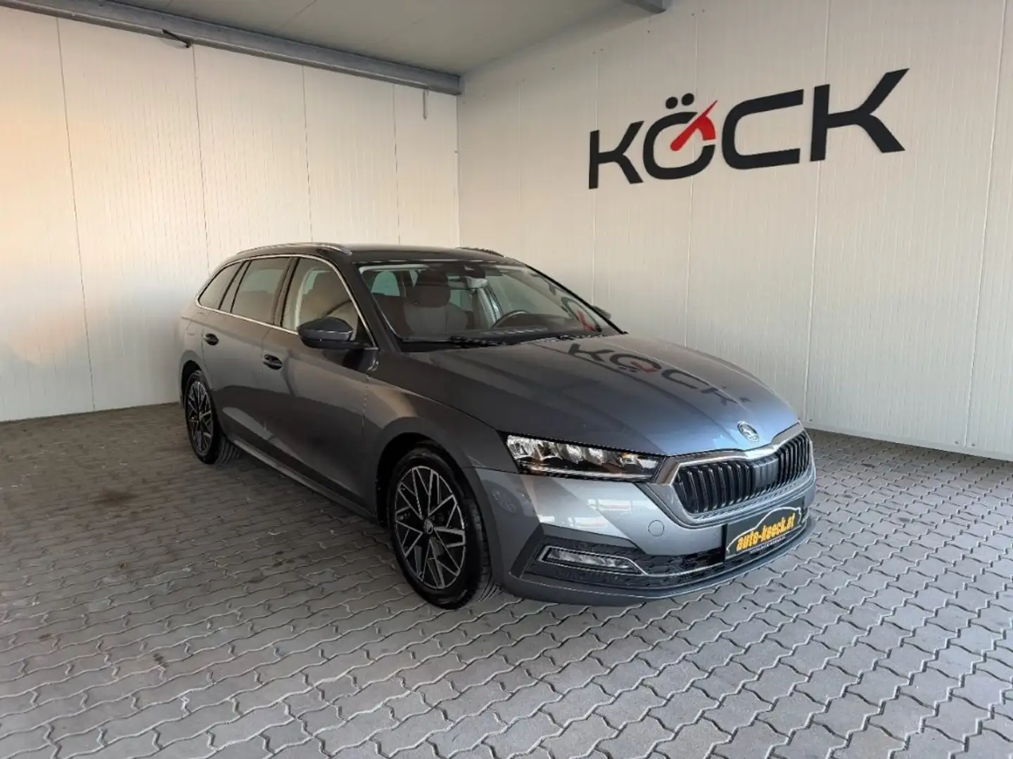 Skoda Octavia Style Grau - 1