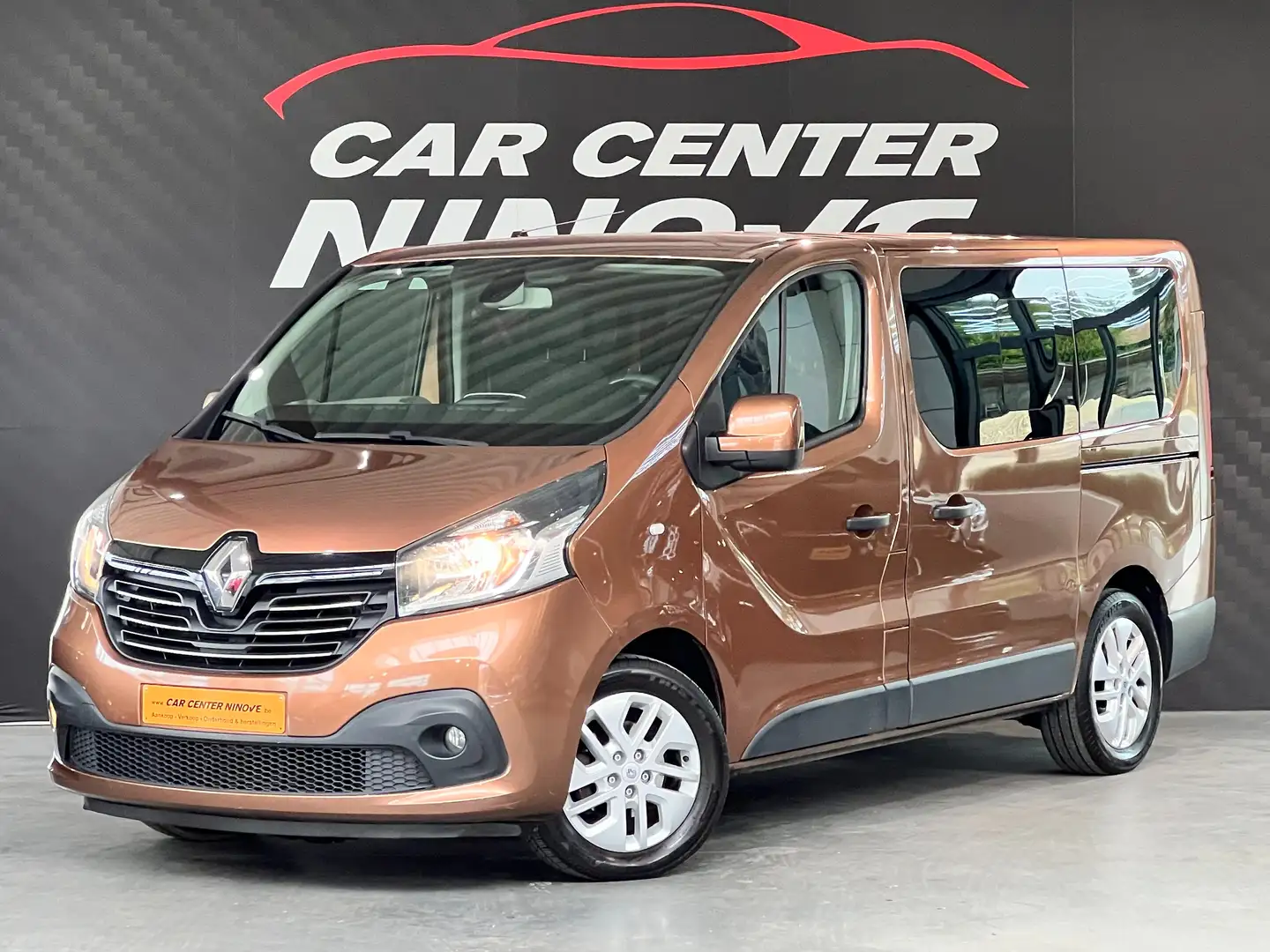 Renault Trafic Trafic ENERGY dCi 125 L1H1 8 PLAATS Marrón - 1