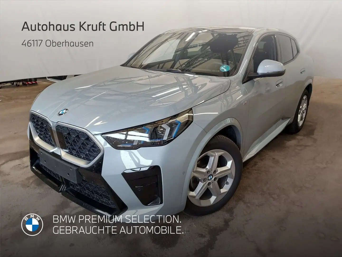 BMW X2 sDrive18d M SPORT+PANO+AHK+KAMERA+LED Grau - 2