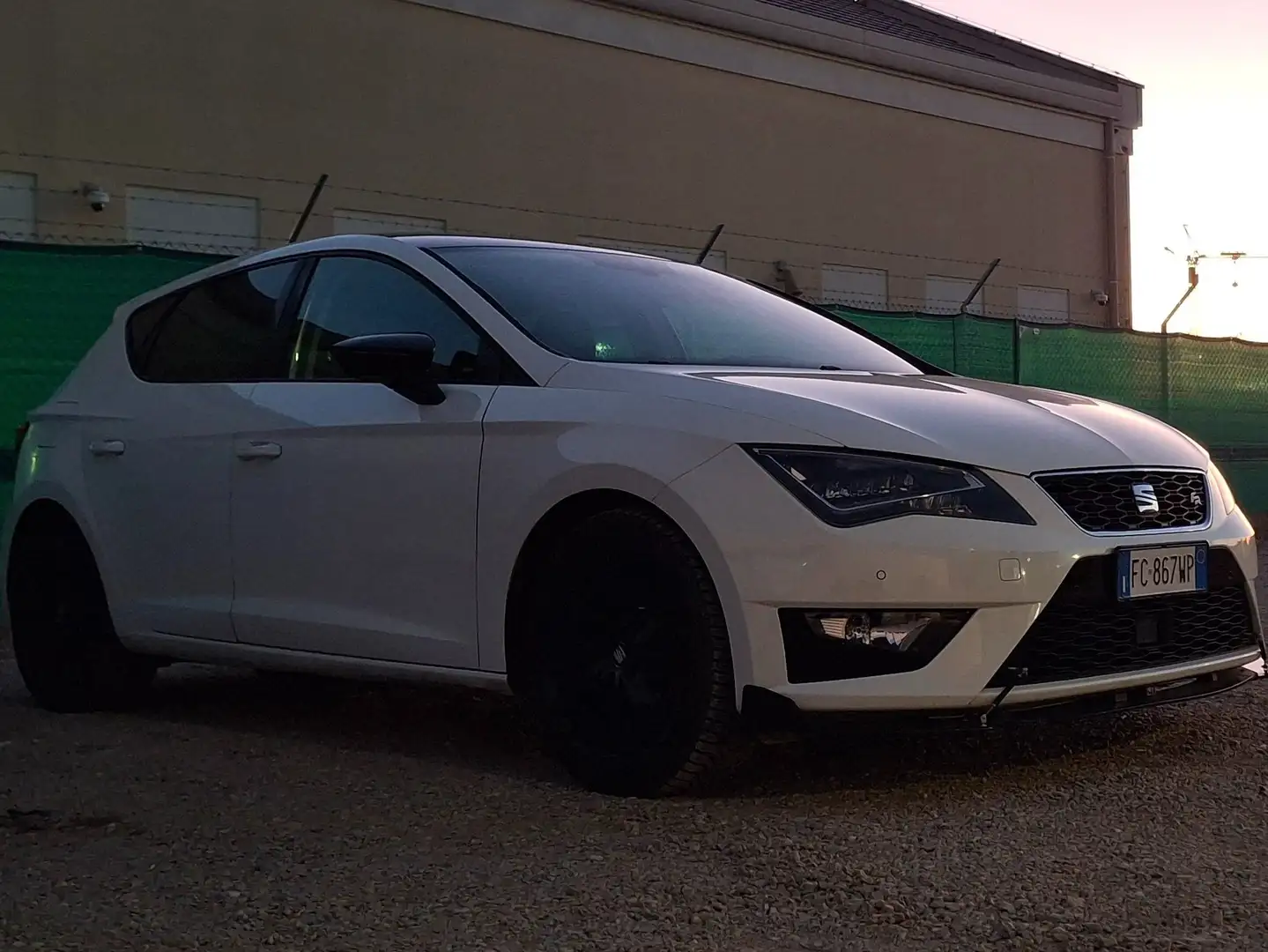 SEAT Leon 2000 tdi 184cv fr black edition Bianco - 1