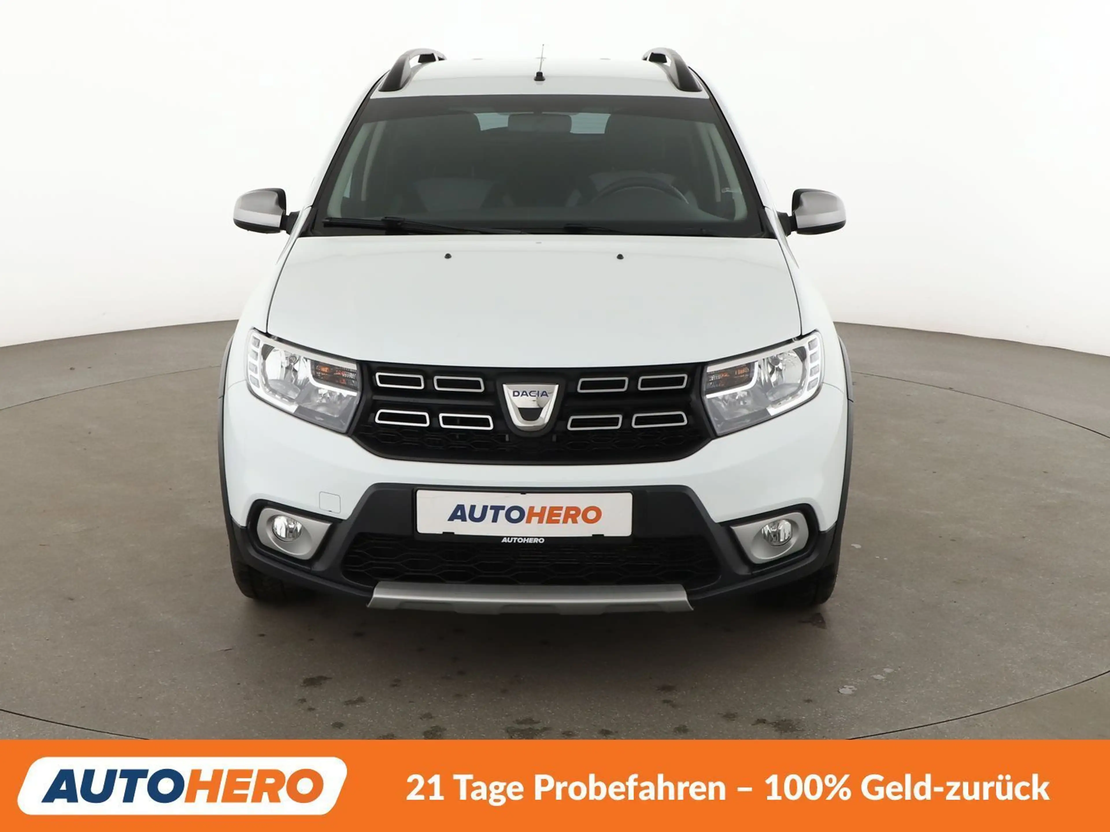 Dacia Logan 0.9 TCe Stepway*NAVI*TEMPO*PDC*TOUCH* — photo 9