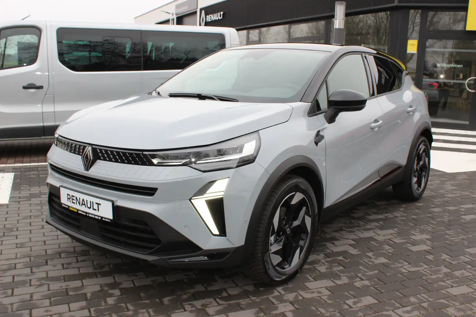 Renault Captur Techno TCE 140 - 1