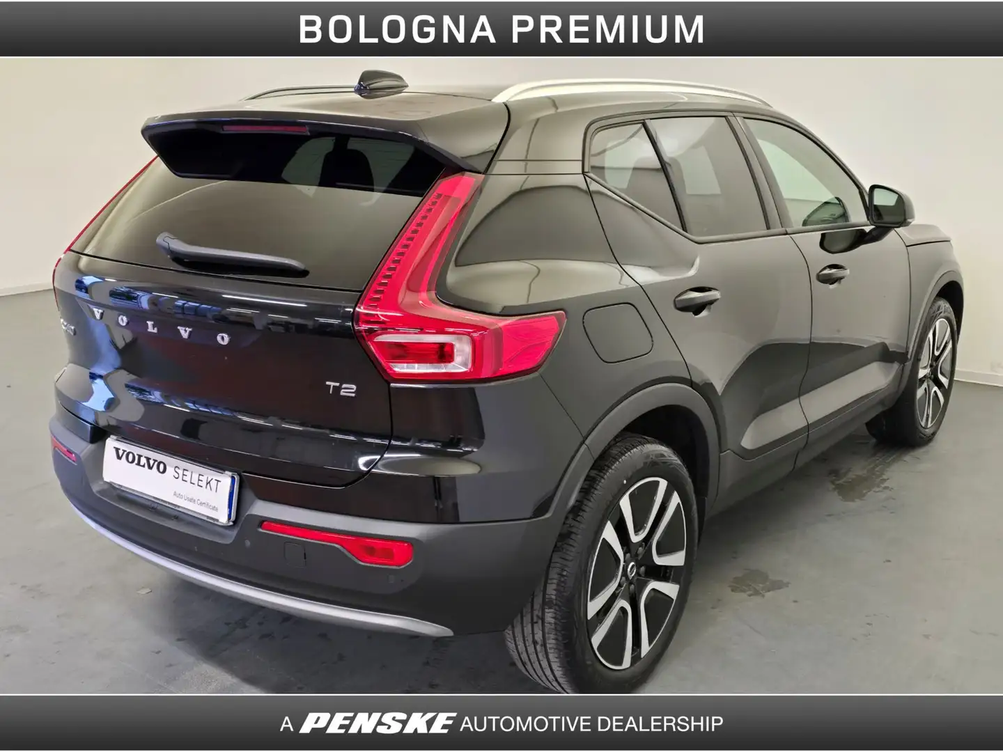 Volvo XC40 XC40 T2 Geartronic Momentum N1 Noir - 2