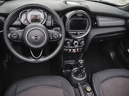 Annonce voiture d'occasion MINI Cooper Cabrio - CARADIZE