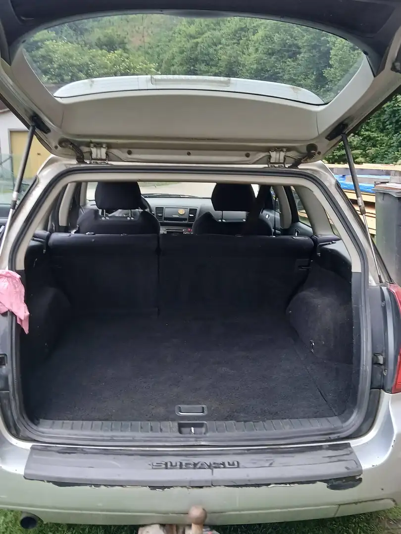 Subaru Legacy Legacy Outback 2,5 4WD - 2