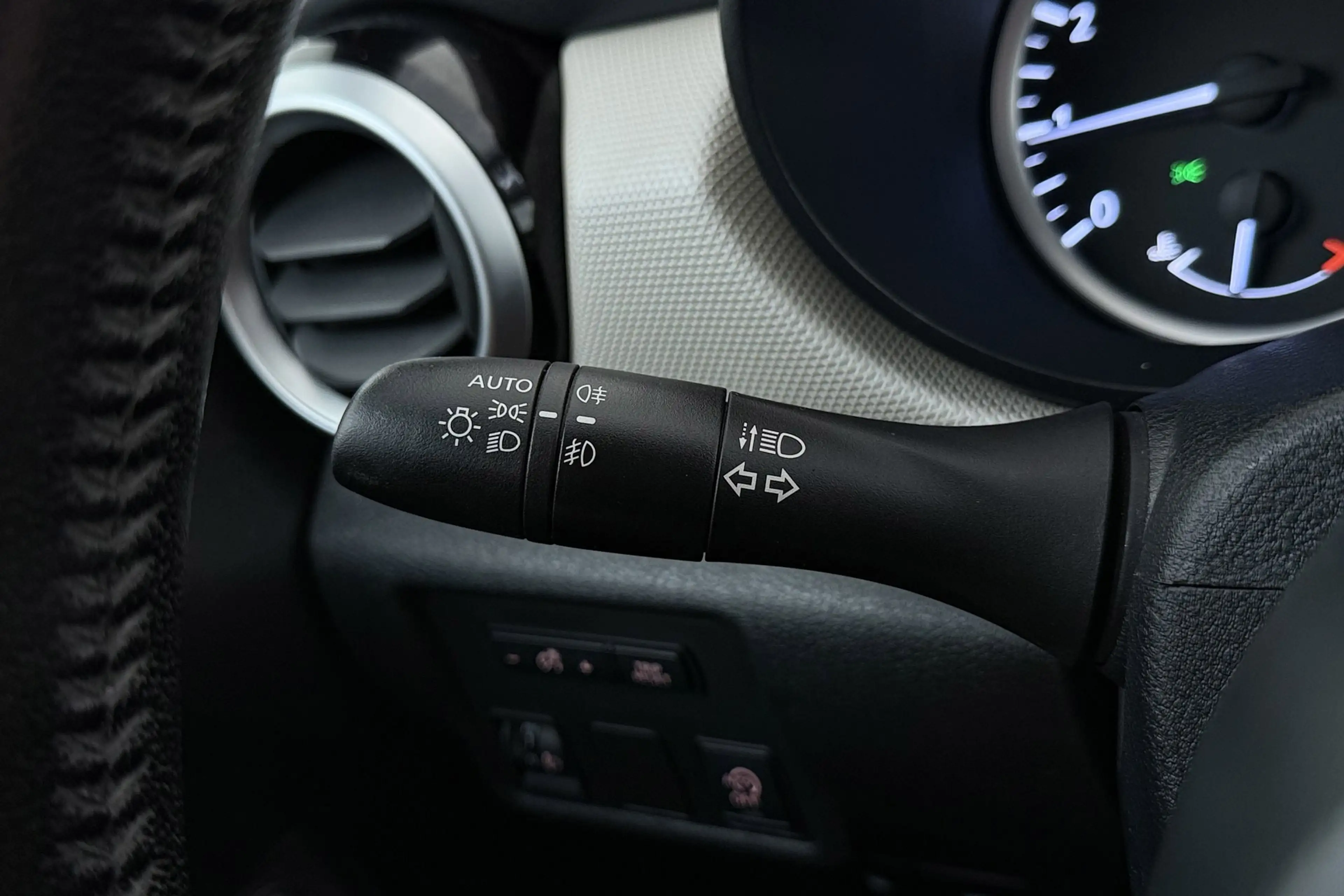 Nissan Micra 0.9 IG-T Business Edition | Org NL | Camera | Clim — photo 25