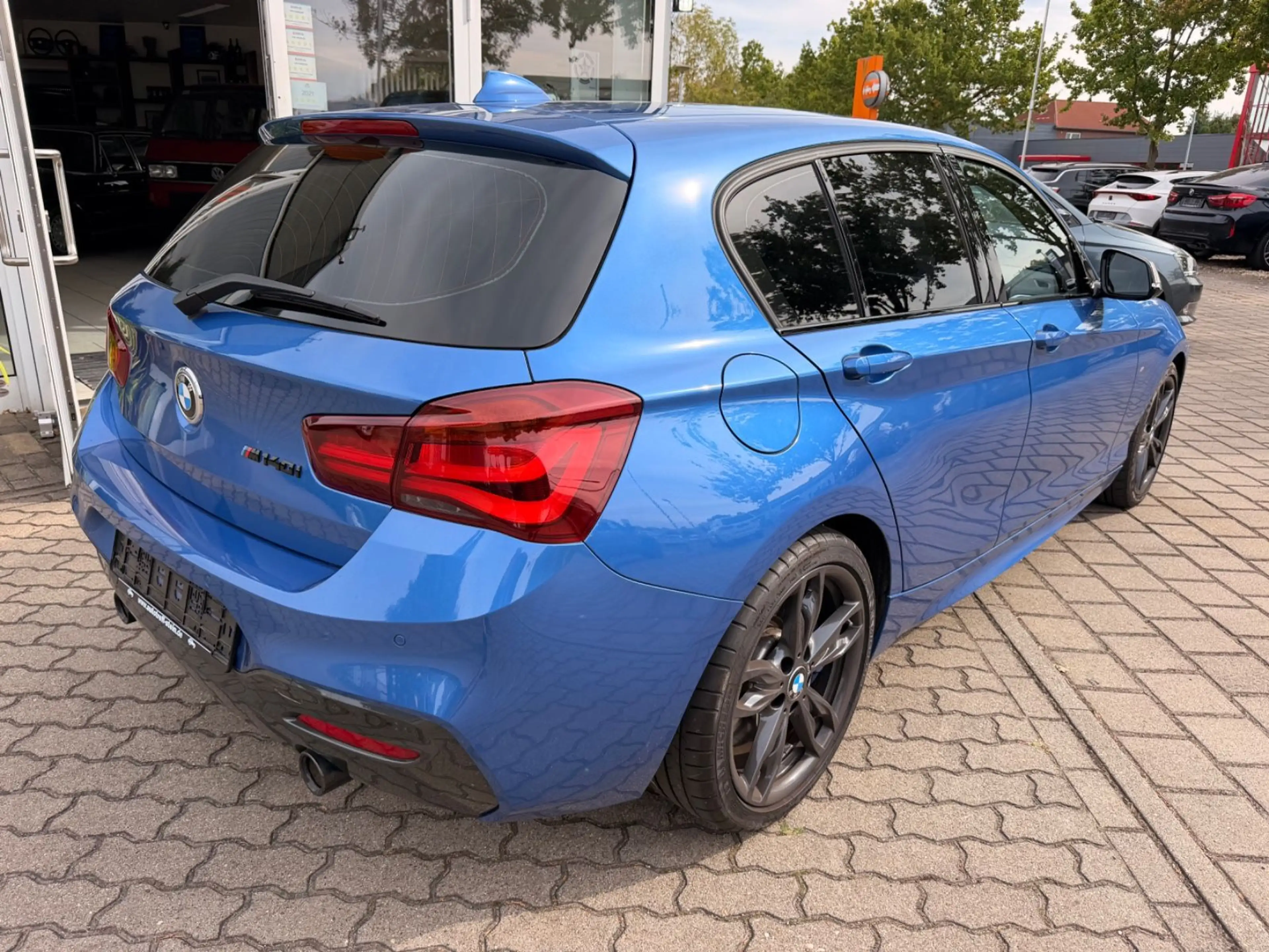 BMW 140 1 Limousine 5-trg. M140 i Special Edition — photo 7