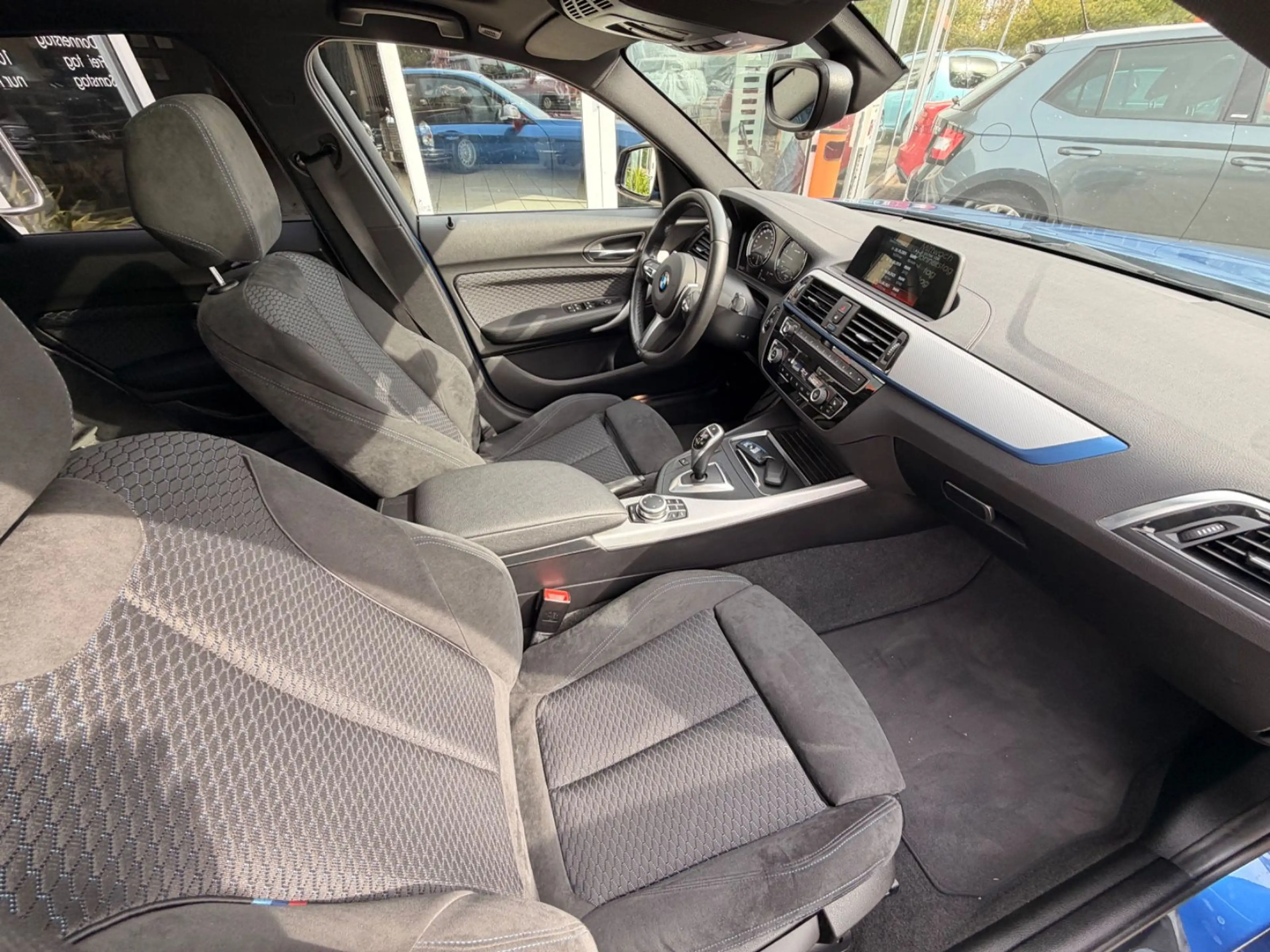 BMW 140 1 Limousine 5-trg. M140 i Special Edition — photo 14