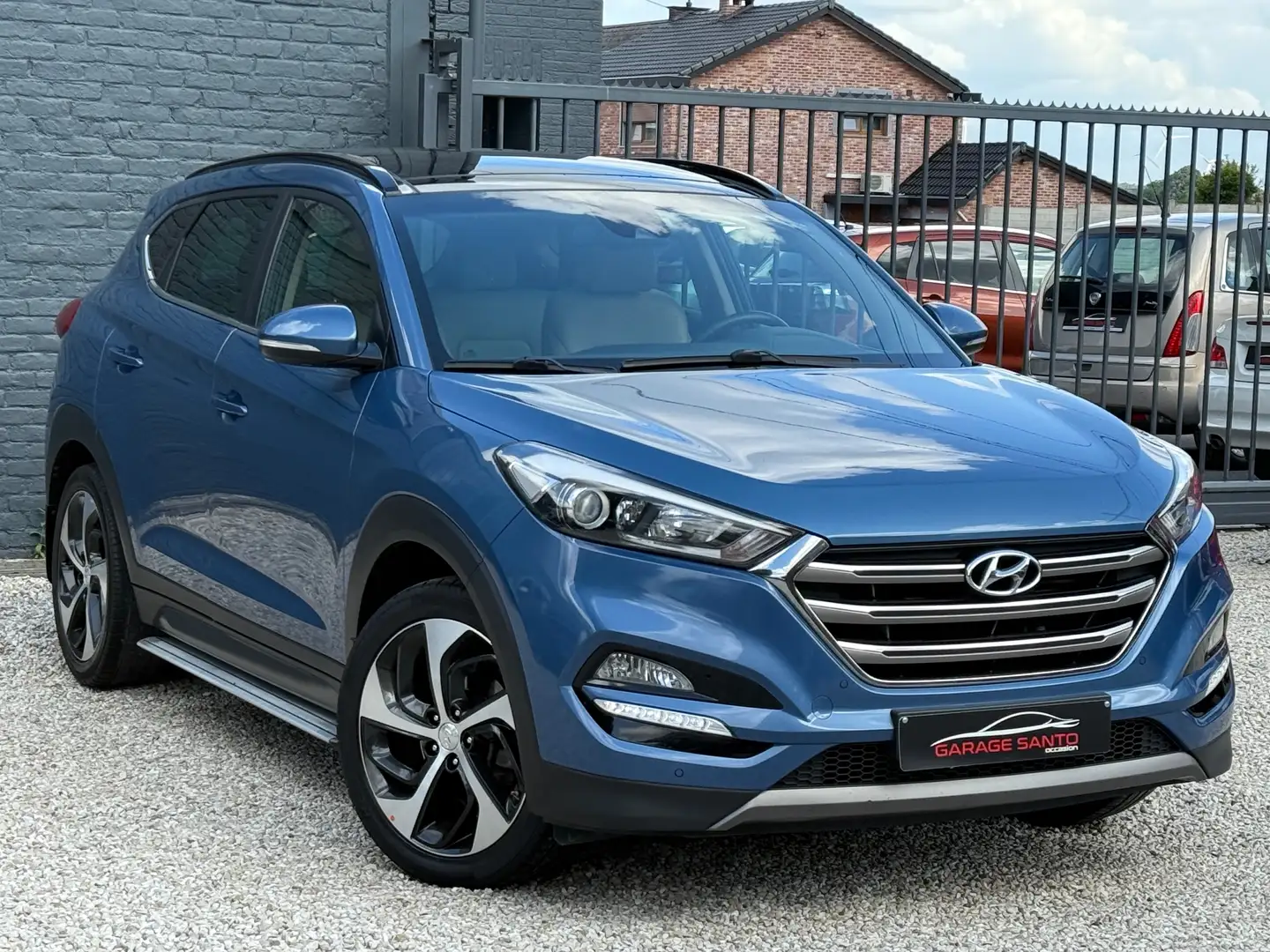 Hyundai TUCSON Tucson 1.7 CRDi 2WD Style /Navi/Pano/Cuir/ProAuto/ Bleu - 2