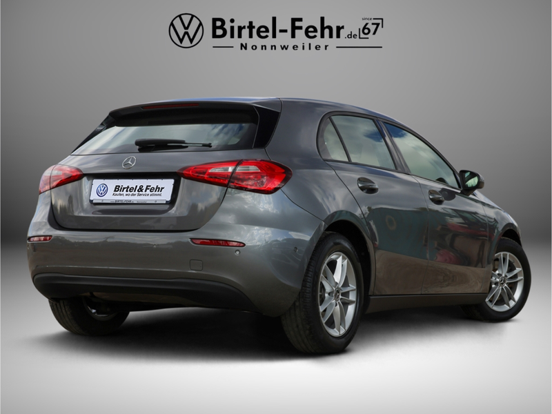 Mercedes-Benz A 180 -Klasse Business 6-Gang Navi — photo 3