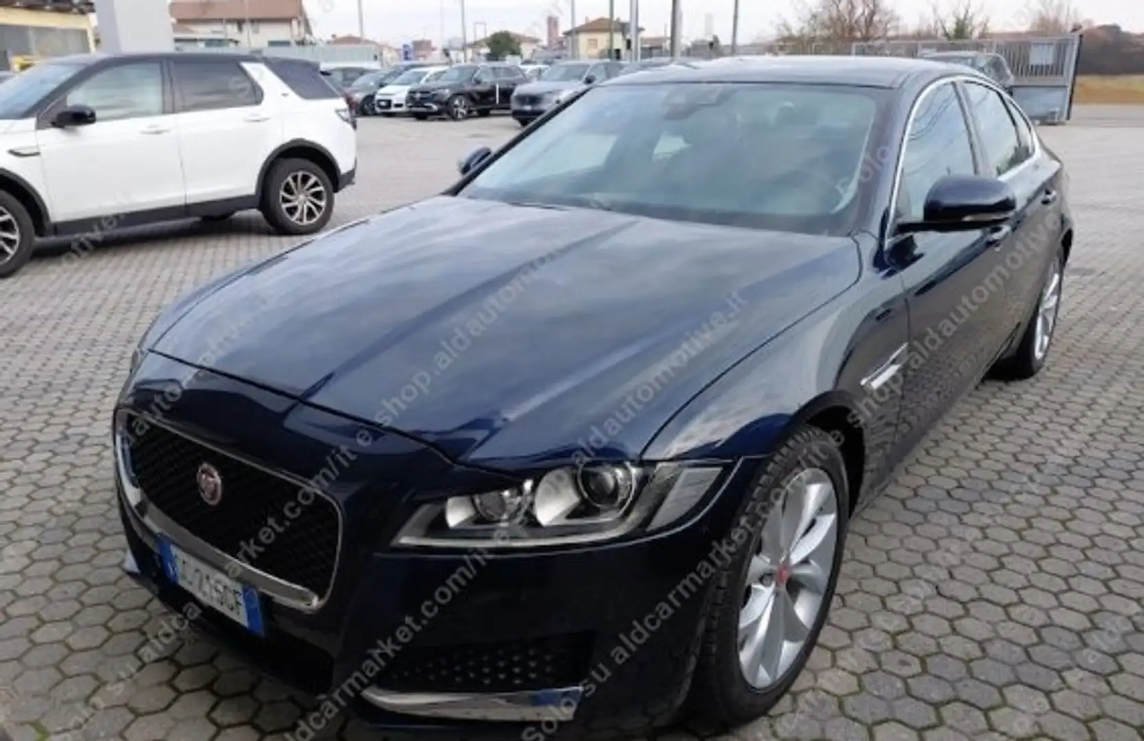 Jaguar XF XF Berlina 2.0d i4 Prestige Edition 180cv auto Blu/Azzurro - 2