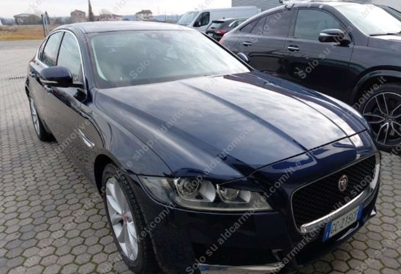 Jaguar XF XF Berlina 2.0d i4 Prestige Edition 180cv auto