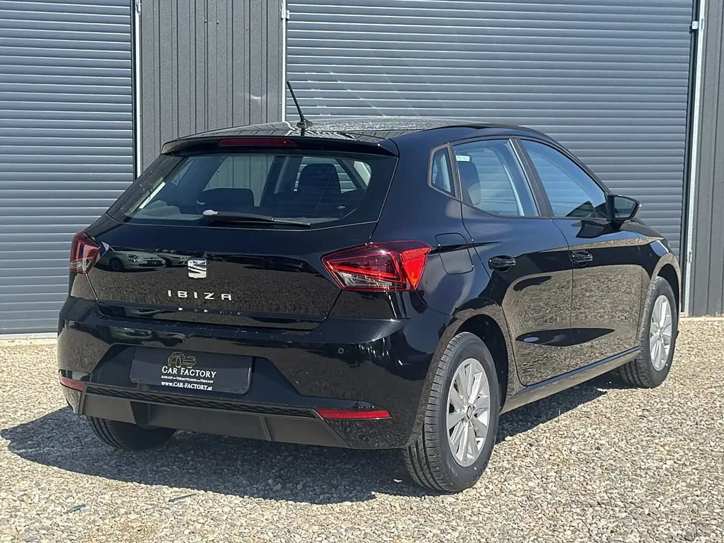 SEAT Ibiza 1,0 Style Schwarz - 2