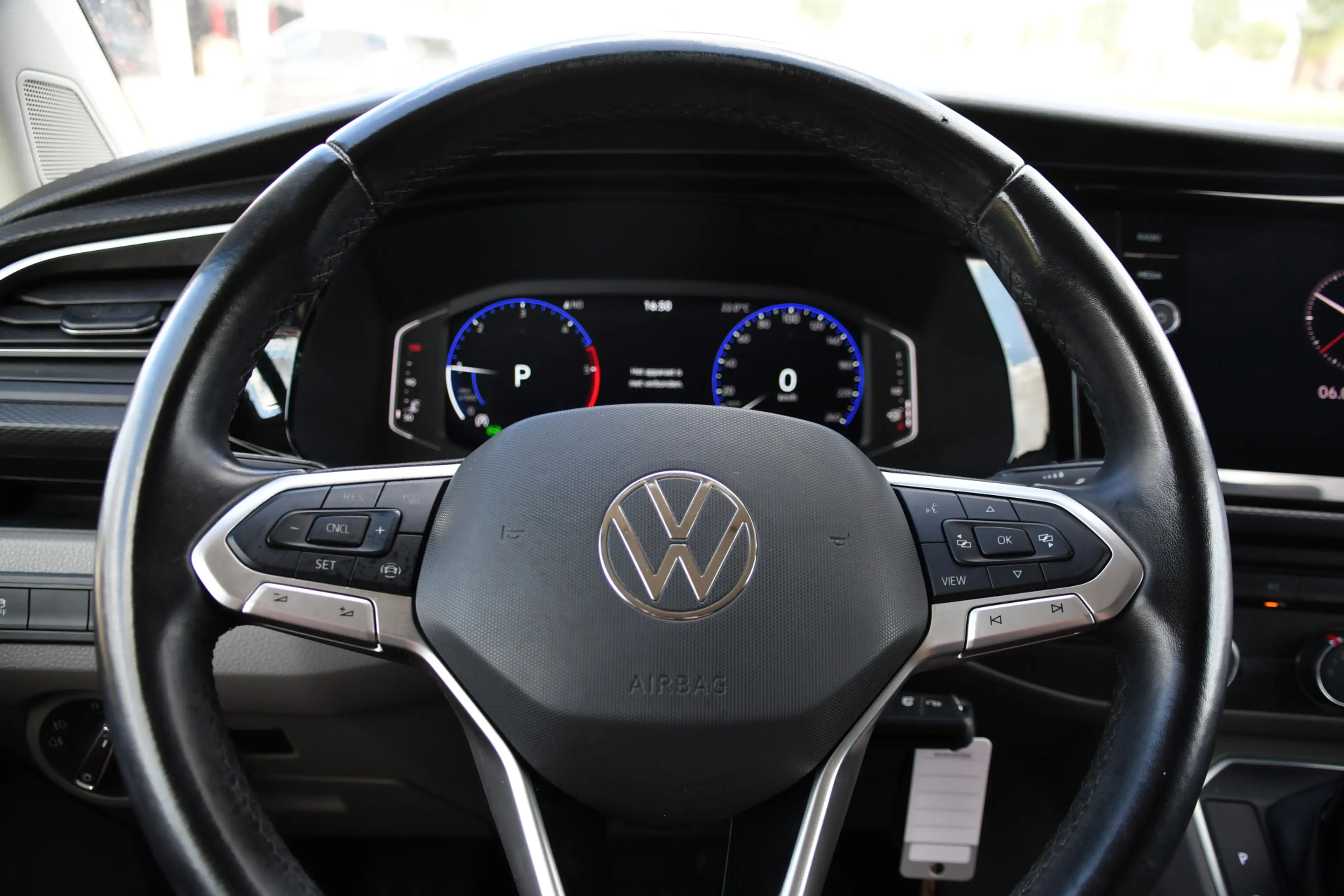 Volkswagen Transporter 2.0 TDI L1H1 30 Bulli Virtual, Adaptieve Cruise, C — photo 13