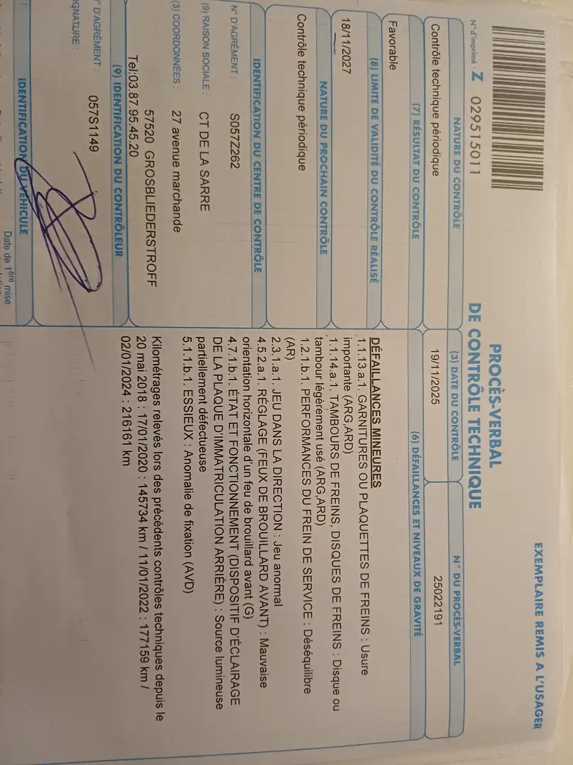 Citroen C4 C4 HDi 90 Confort Blanc - 2