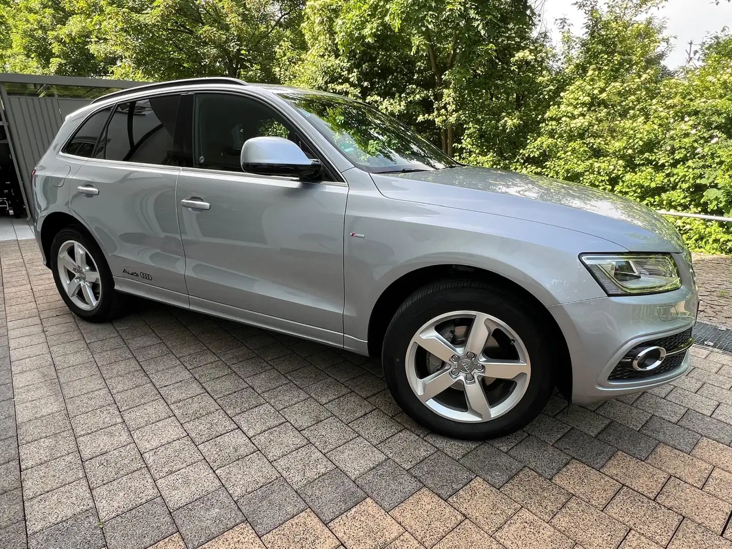 Audi Q5 Q5 2.0 TDI quattro (clean diesel) S tronic Silber - 1