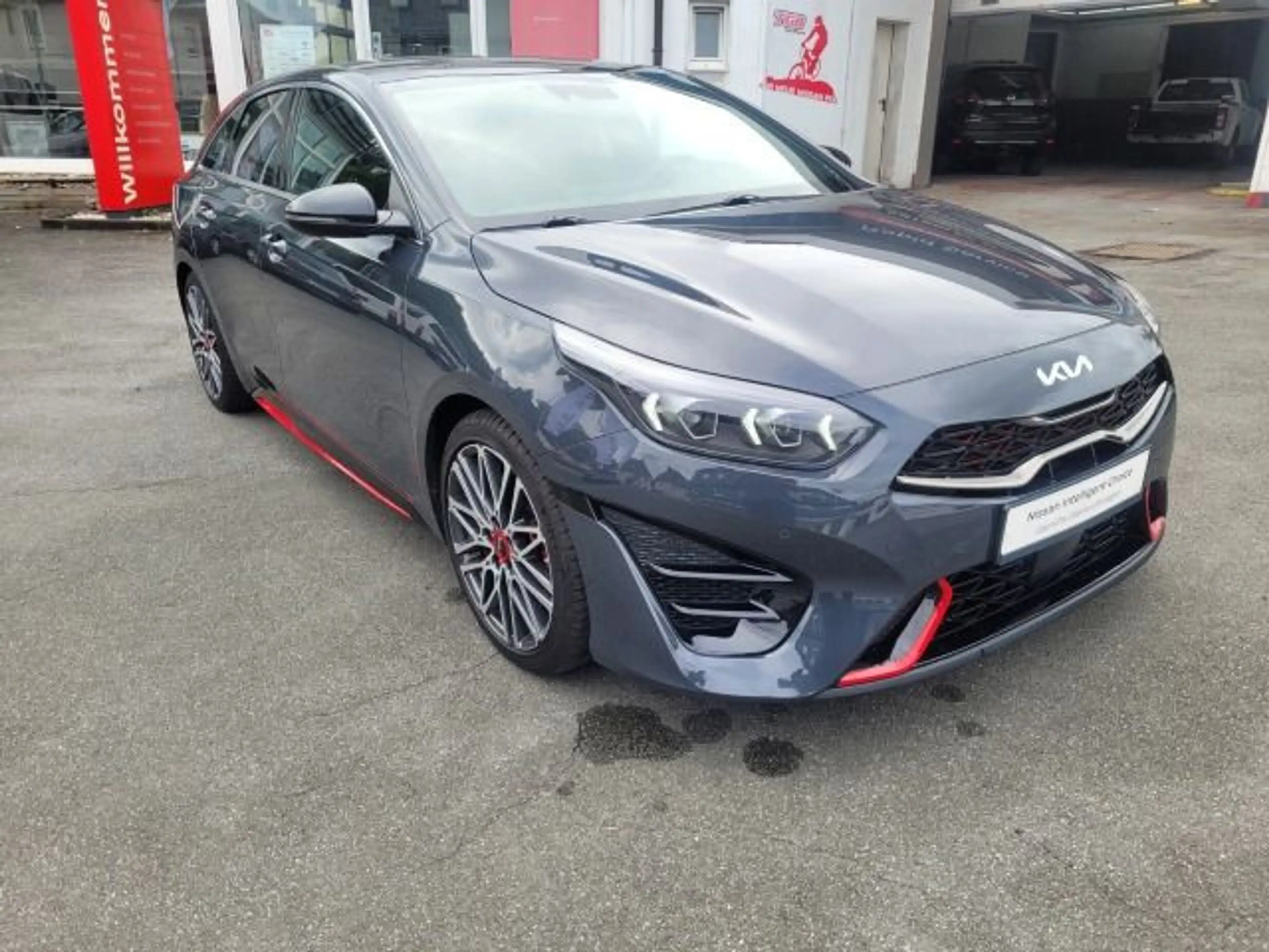 Kia Ceed / cee'd Ceed GT — photo 4