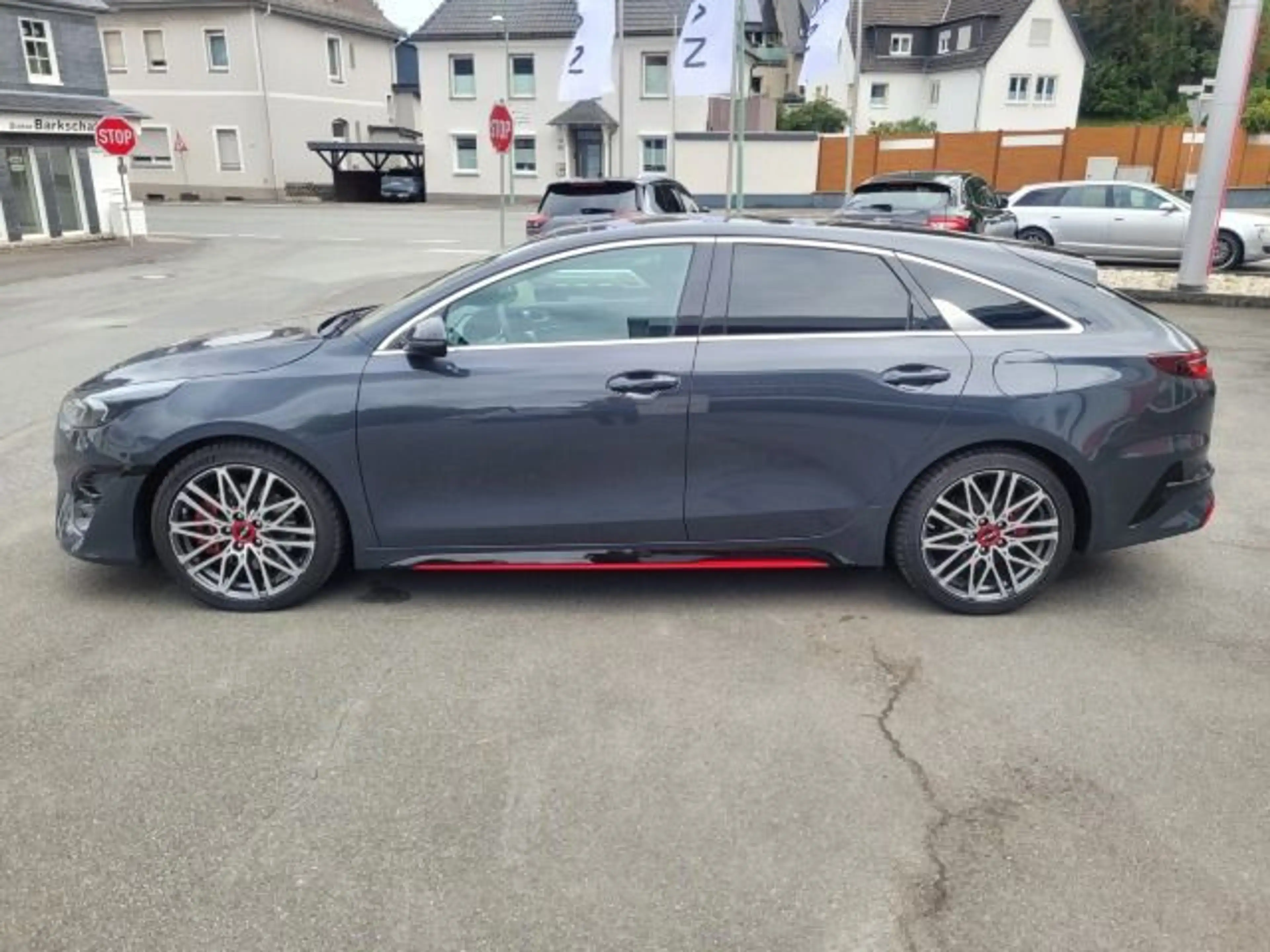 Kia Ceed / cee'd Ceed GT — photo 9