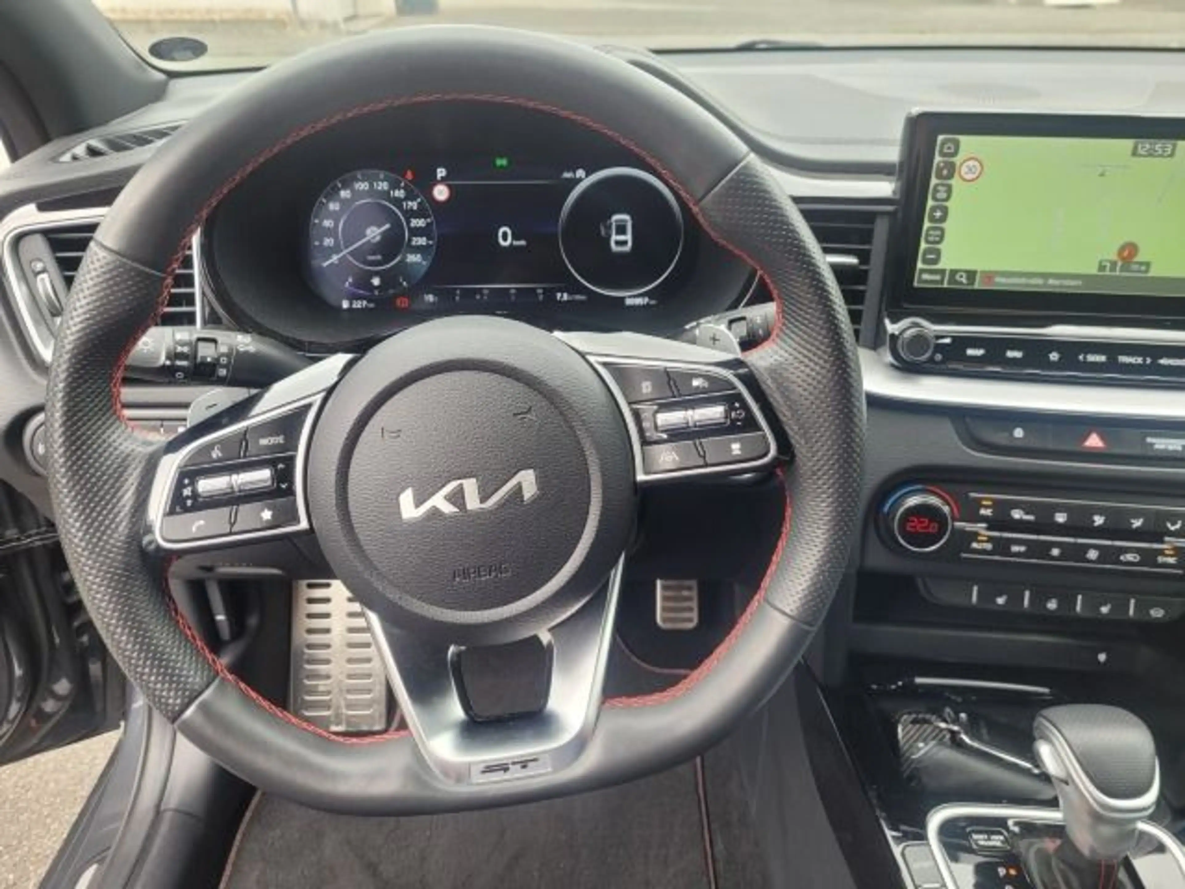 Kia Ceed / cee'd Ceed GT — photo 14