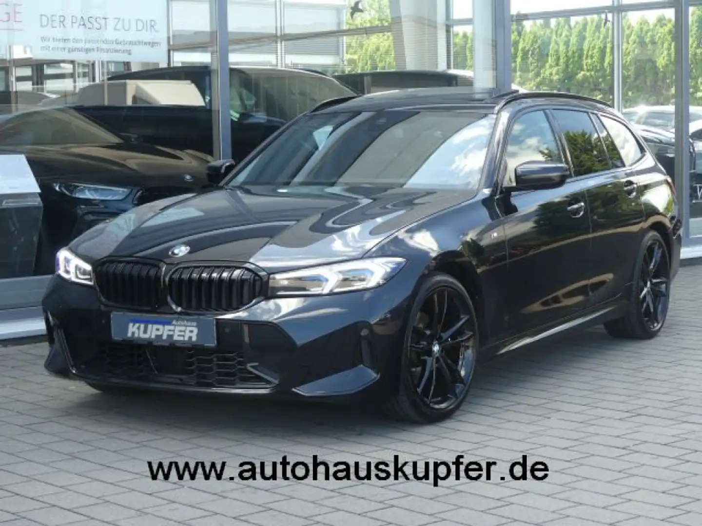 BMW 320 d xDrive Tour M Sportp.AHK*ACC°PANO°HIFI°19 Schwarz - 1