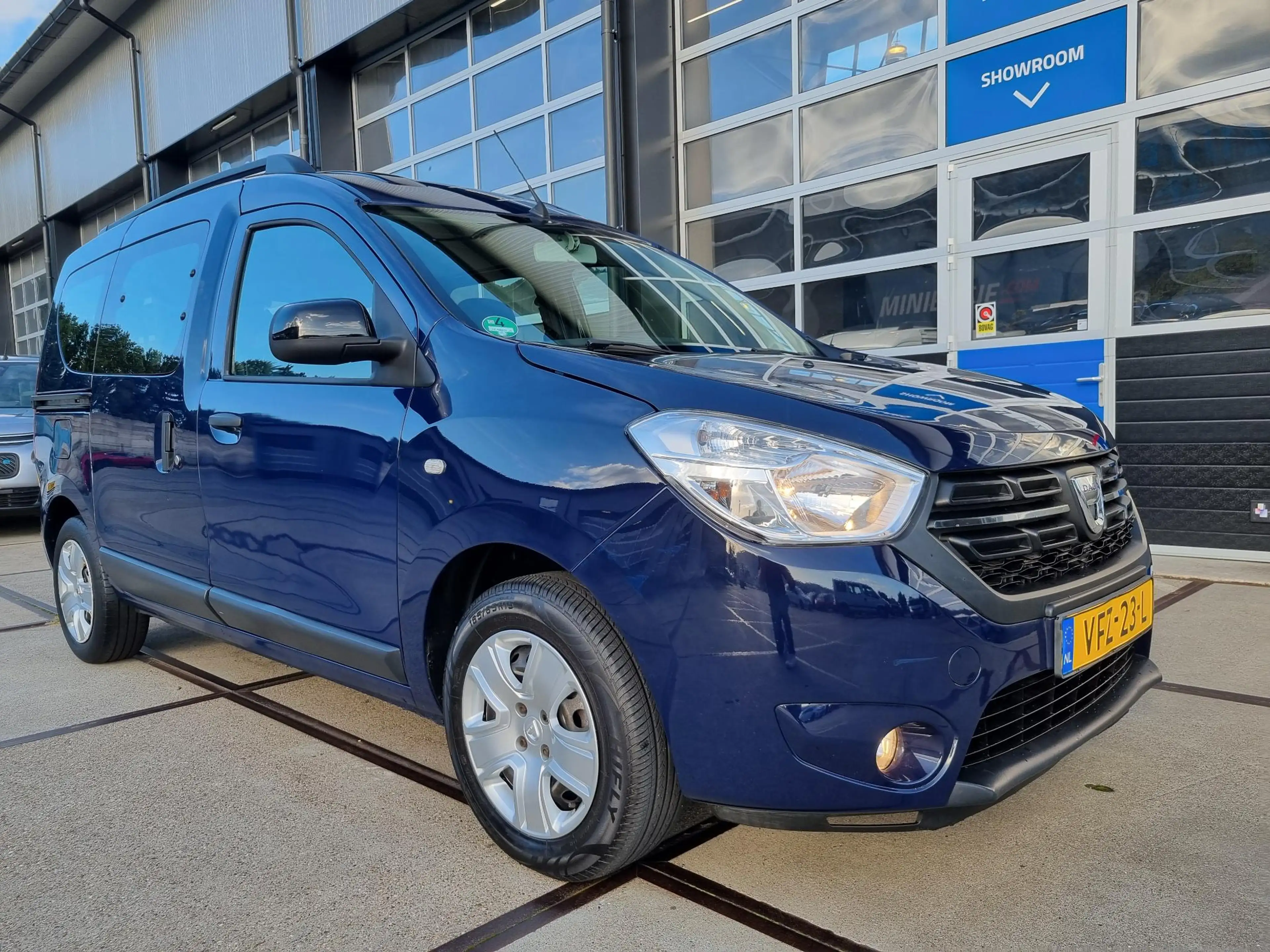 Dacia Dokker 1.2 TCe S&S Lauréate NAVI / CRUISE / TREKHAAK / PD — photo 19