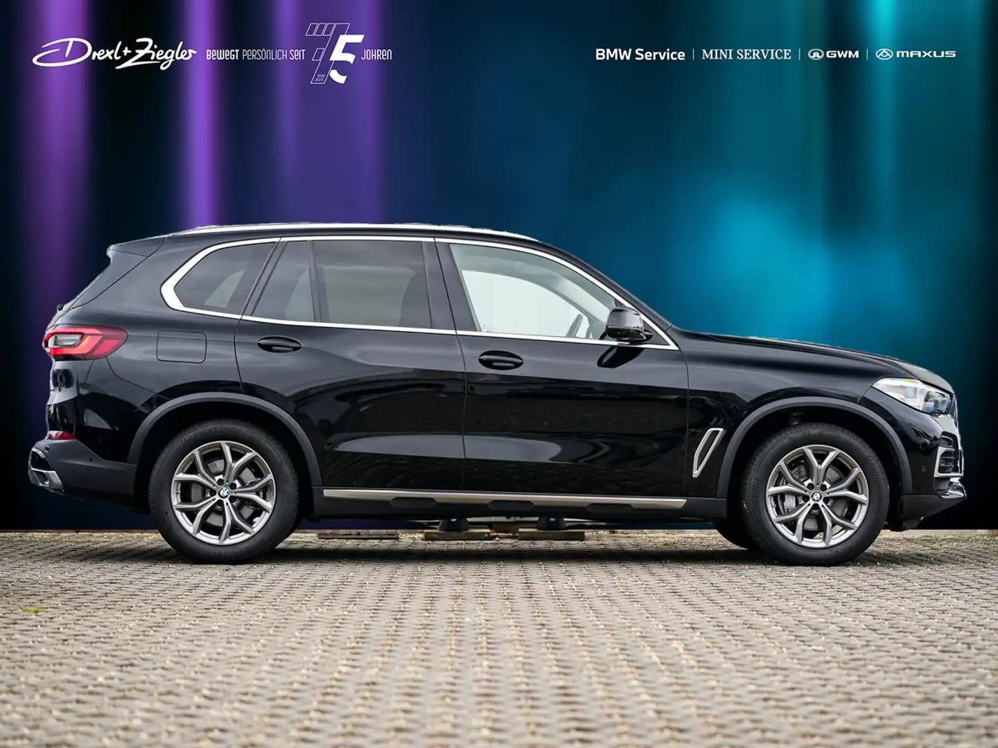 BMW X5 xDrive30d xLine AHK HuD eSpSitze 4xSHZ Ka360° Schwarz - 2