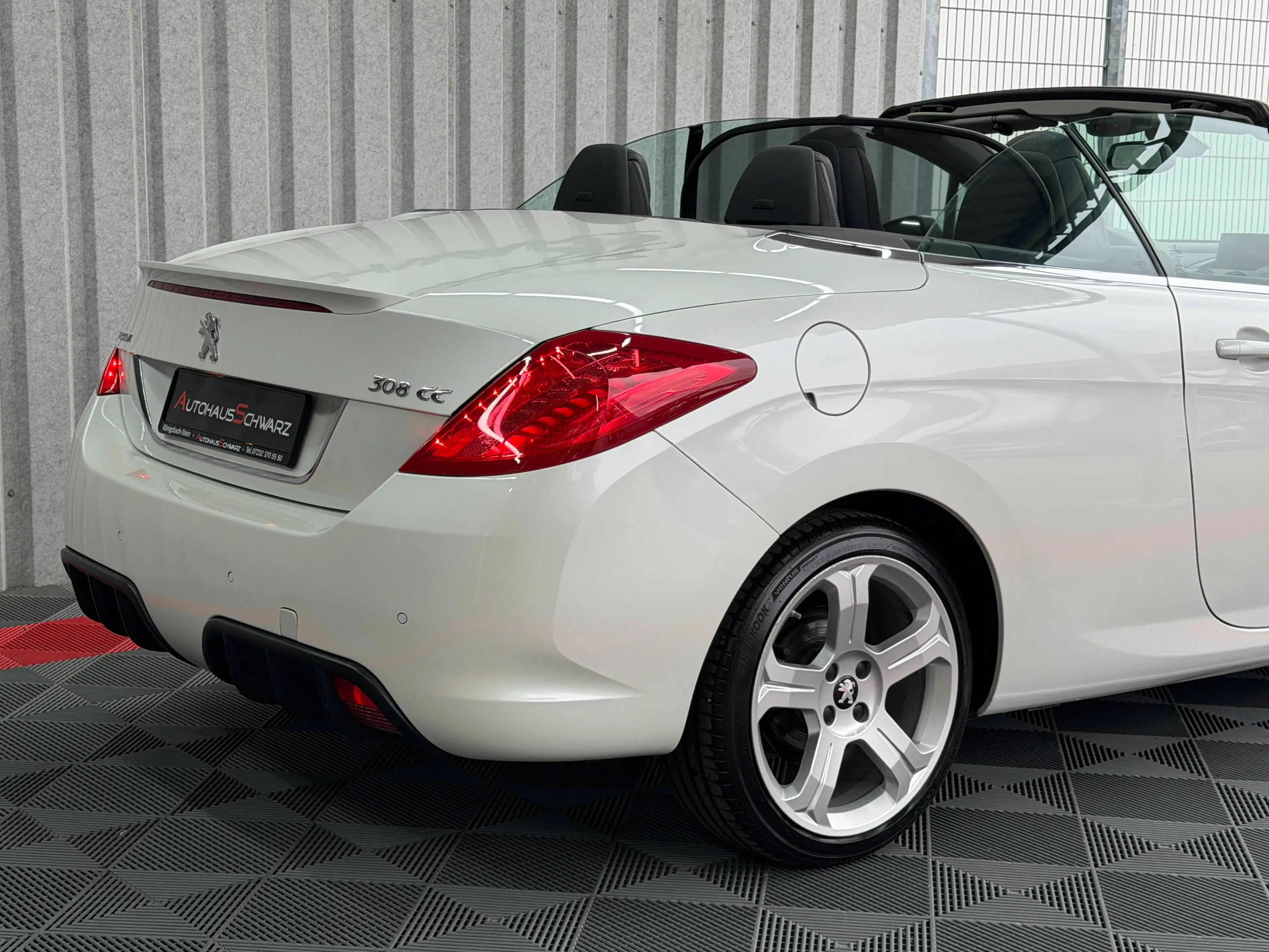Peugeot 308 308CC Cabrio Automatik Leder JBL Tempo Navi LED PDC SHZ — photo 11