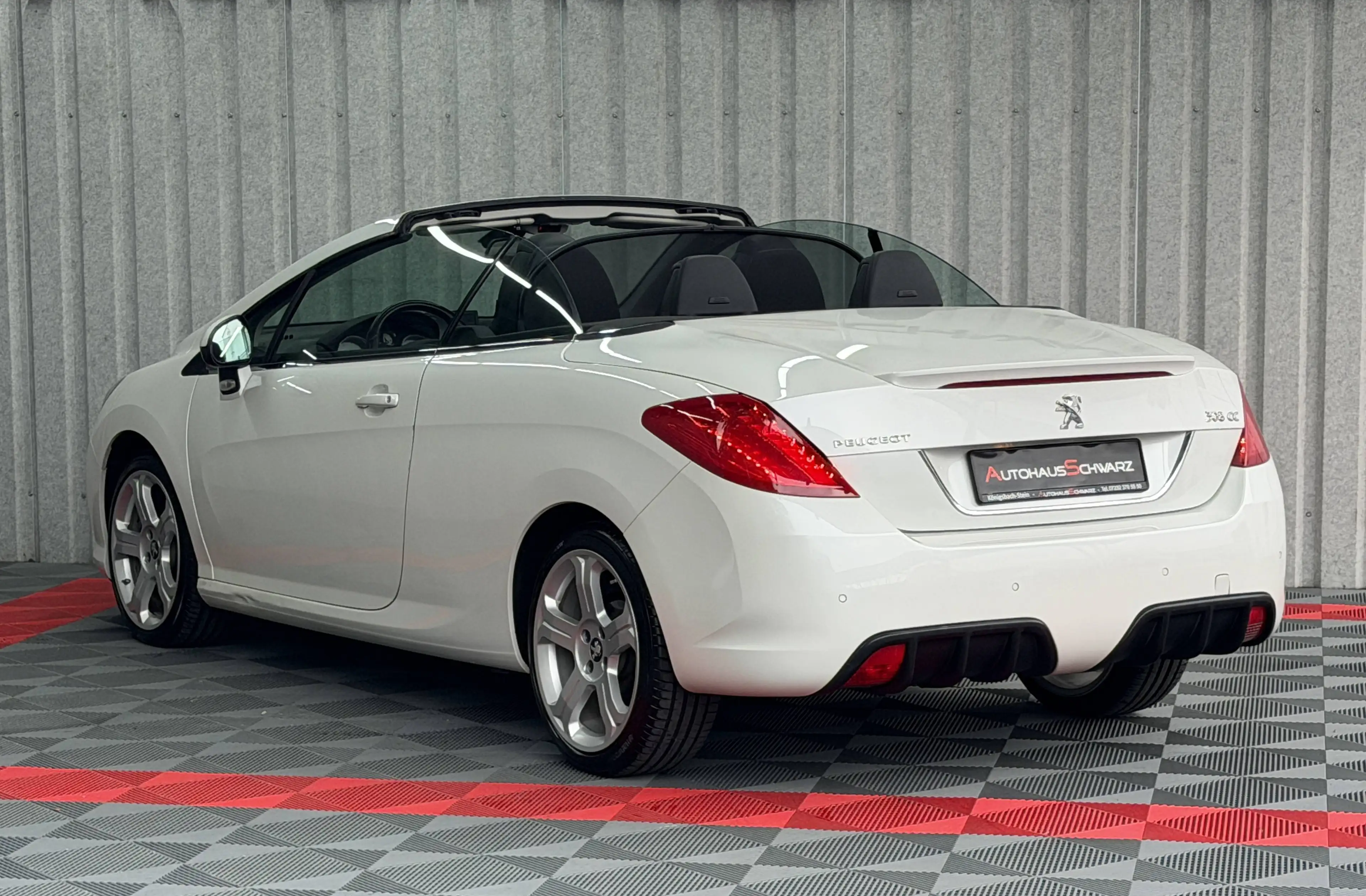 Peugeot 308 308CC Cabrio Automatik Leder JBL Tempo Navi LED PDC SHZ — photo 5