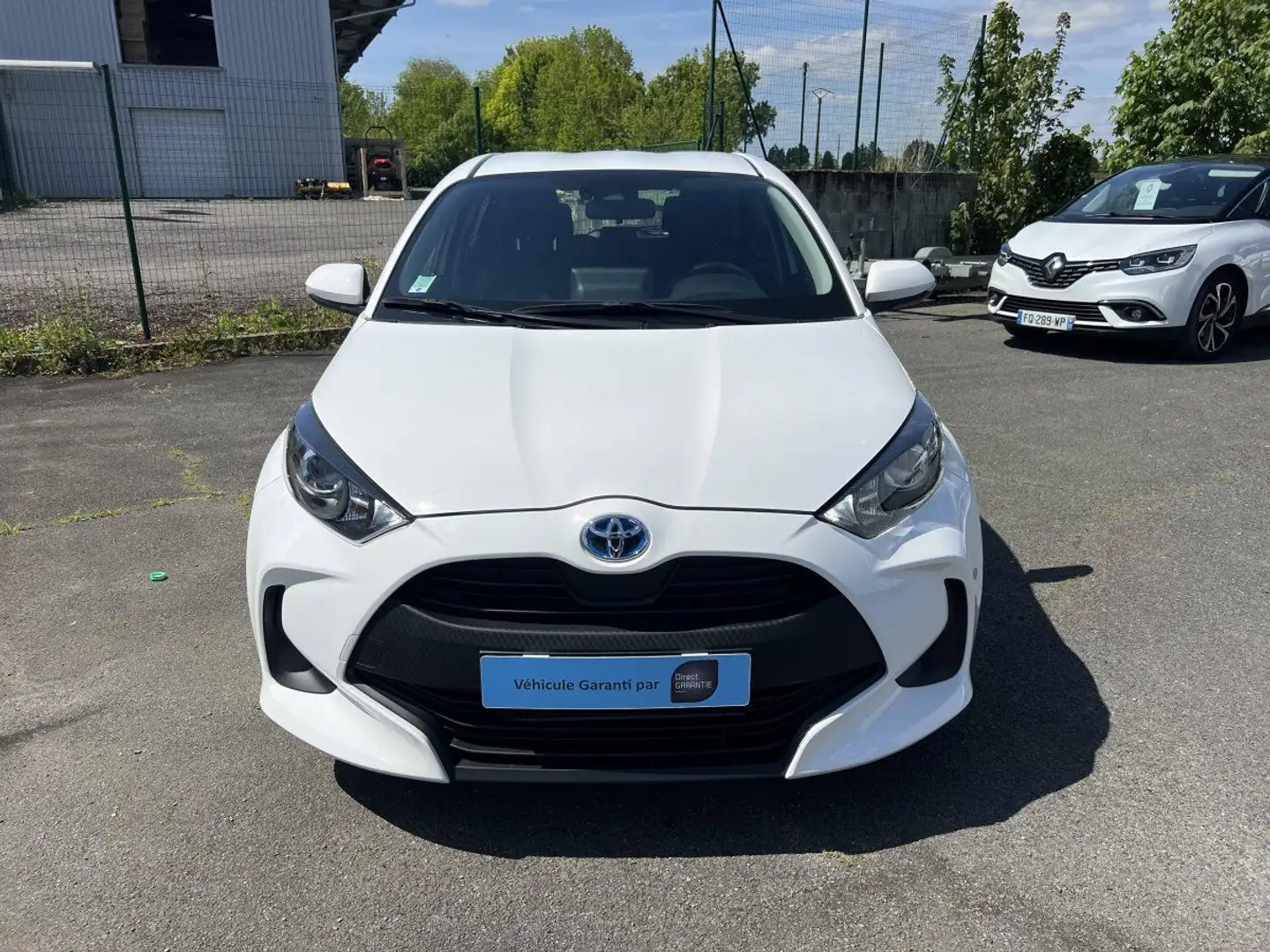 Toyota Yaris 116 H Design 5 p Hybride dynamique Bianco - 2