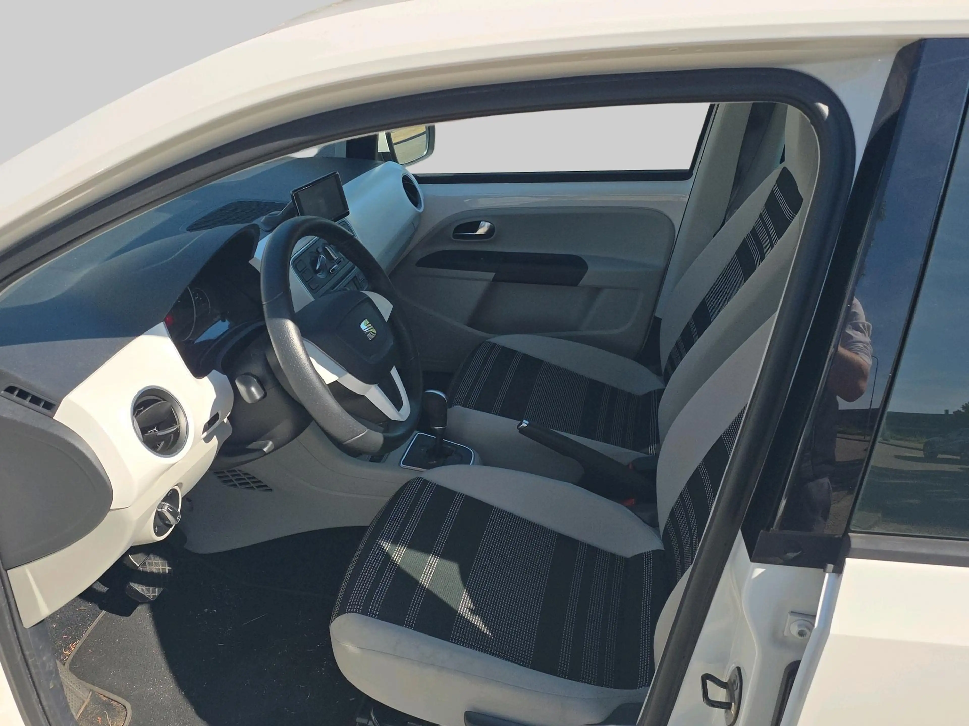SEAT Mii 1.0 Style Chic — photo 12