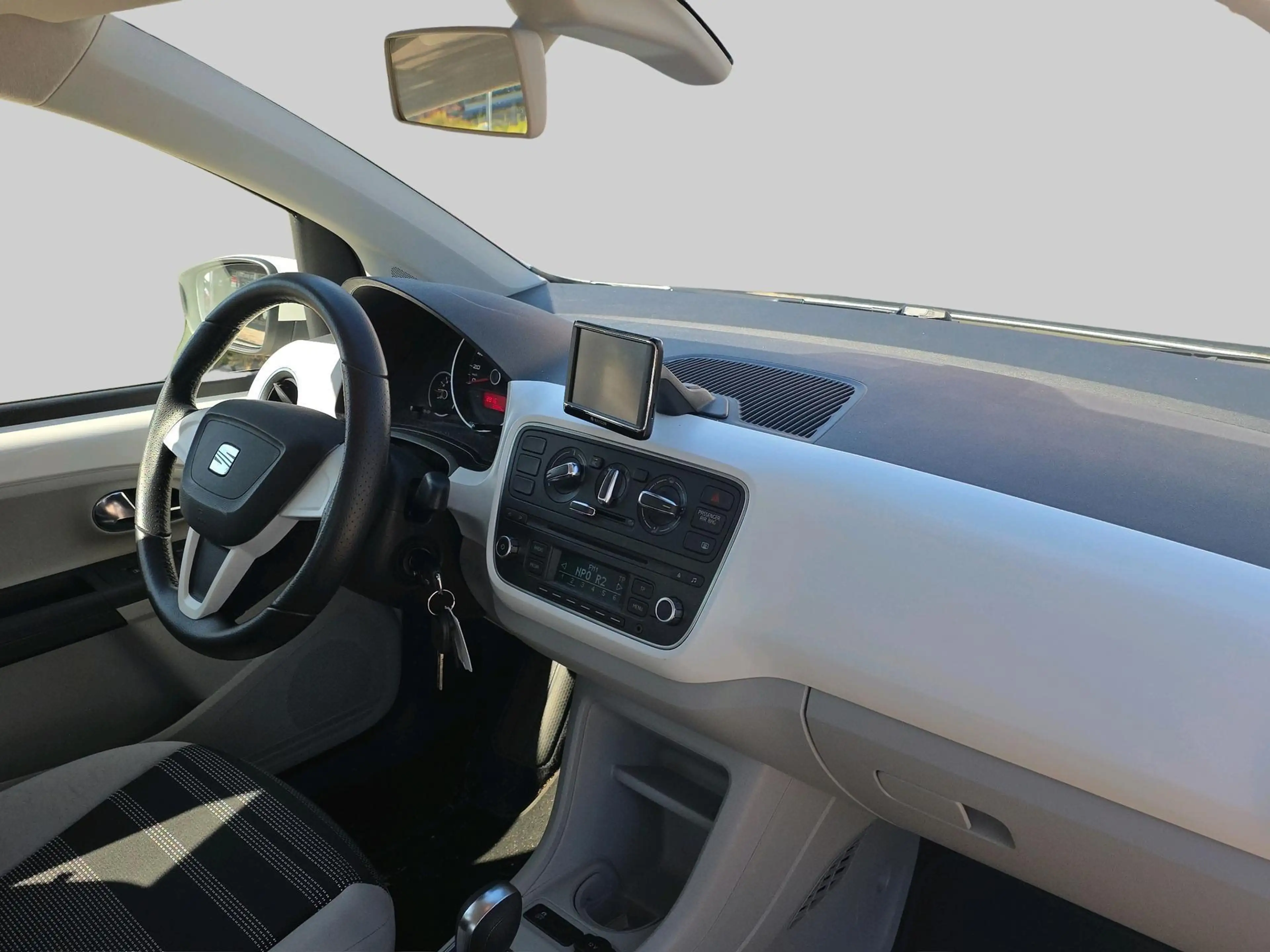 SEAT Mii 1.0 Style Chic — photo 13