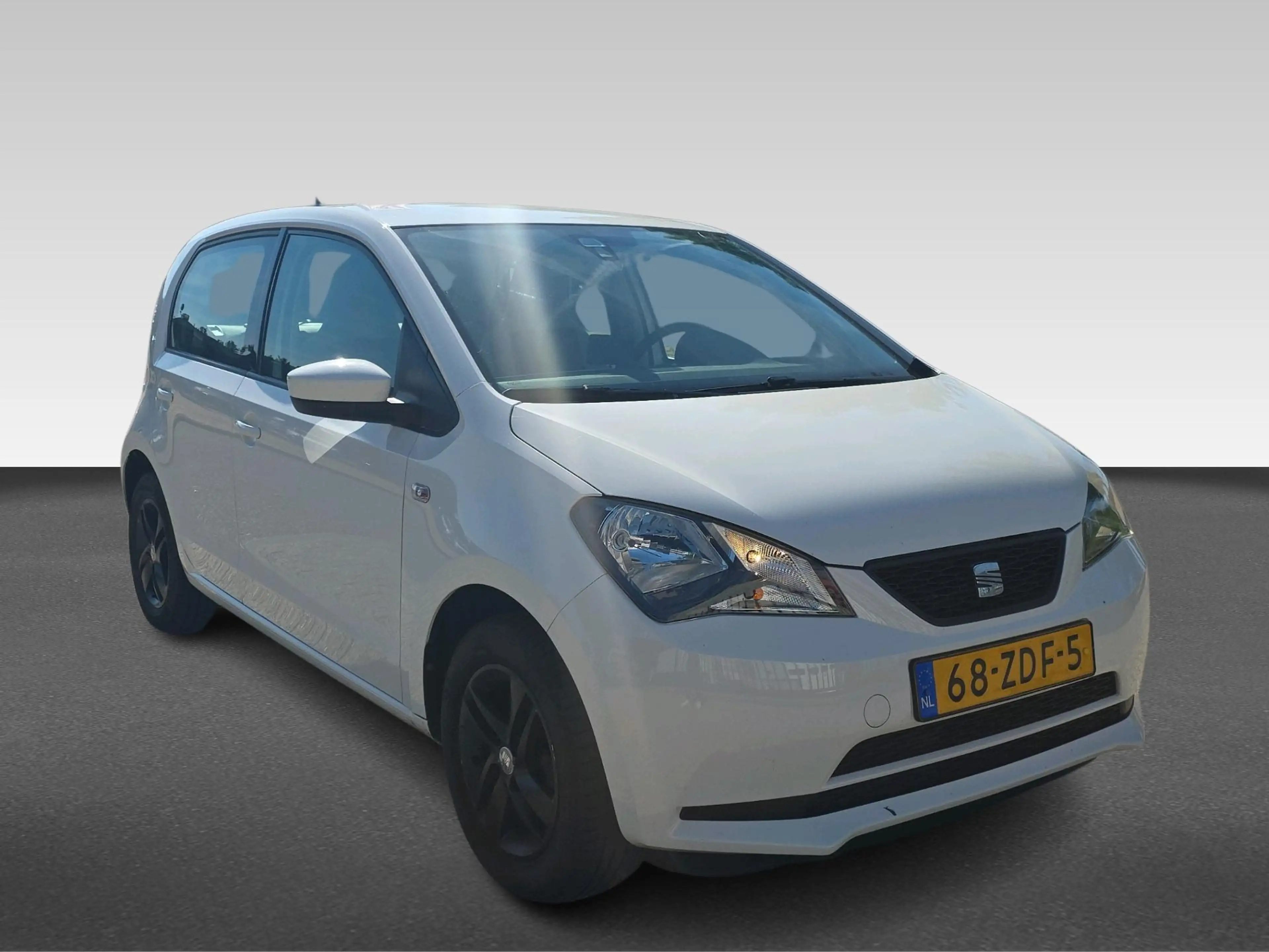 SEAT Mii 1.0 Style Chic — photo 8