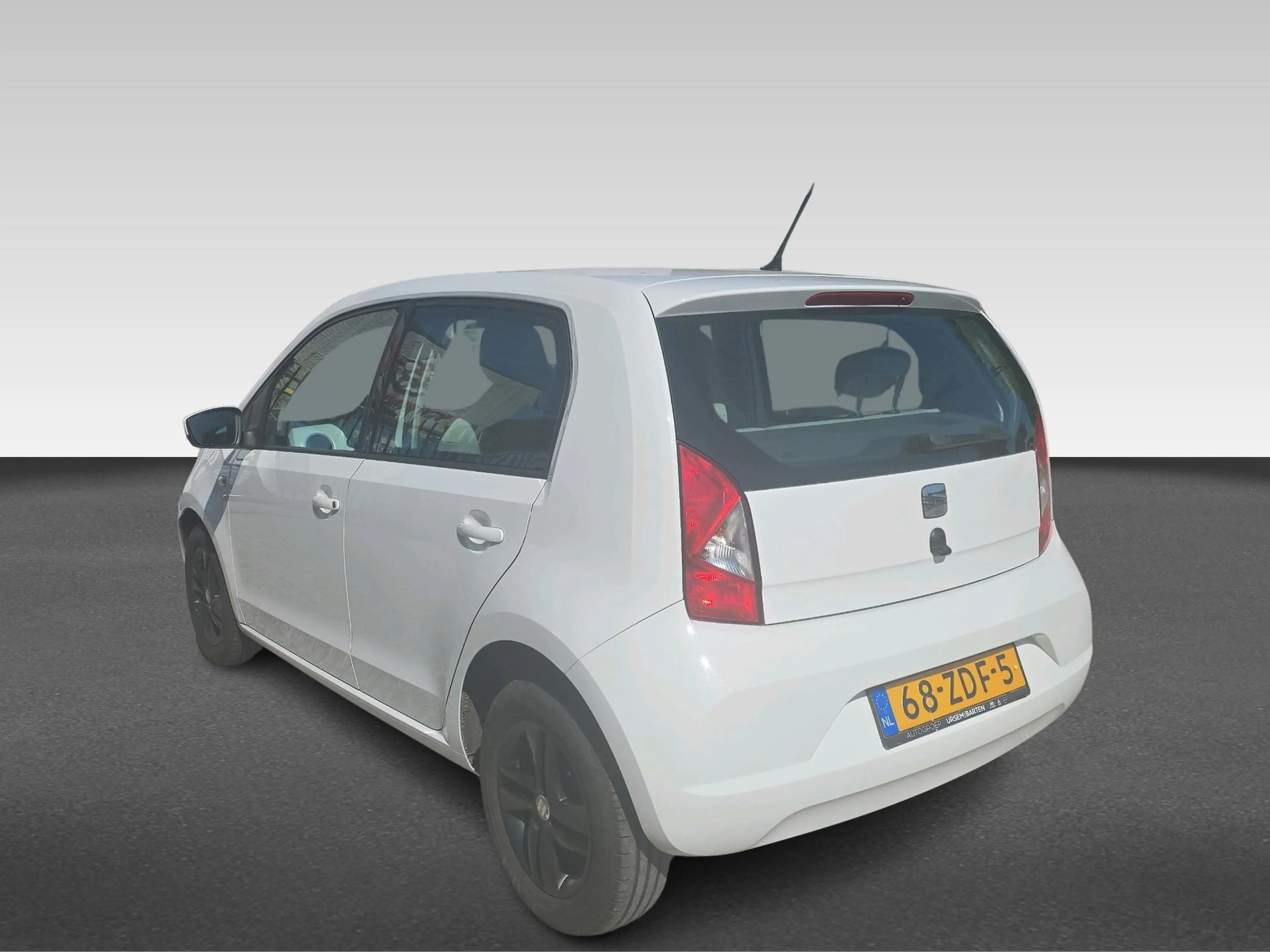 SEAT Mii 1.0 Style Chic — photo 3