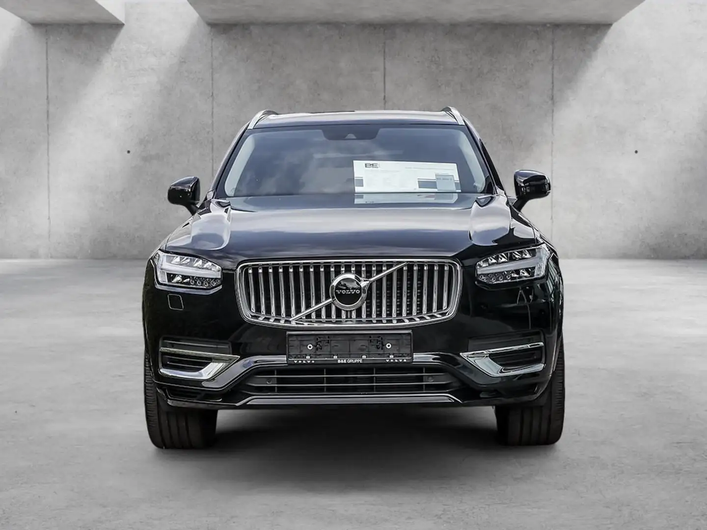 Volvo XC90 2.0 Plus Bright Recharge Plug-In Hybrid AWD Schwarz - 2